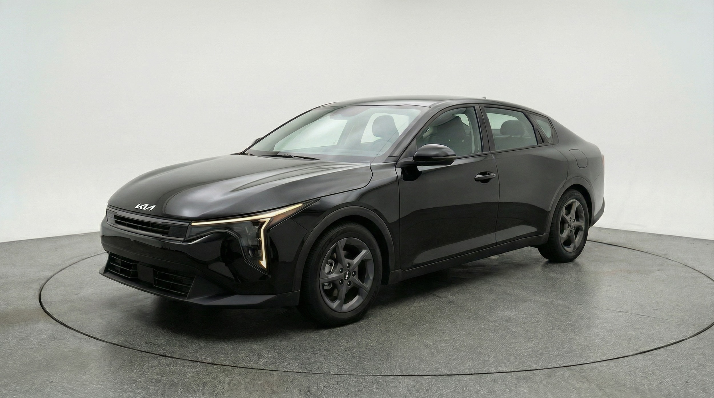 Thumbnail: 2025 Kia K4 - 3