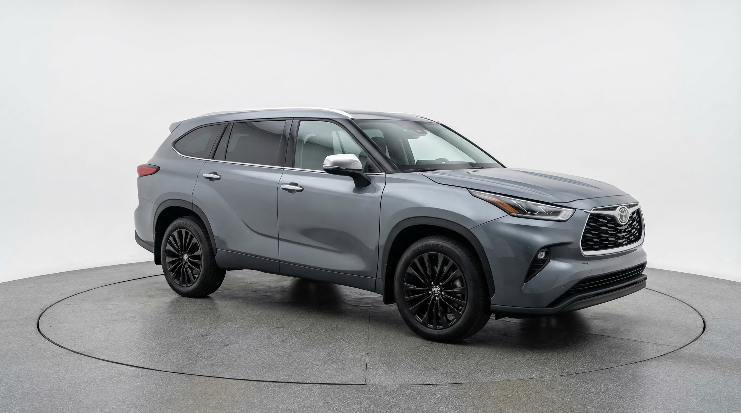Thumbnail: 2025 Toyota Highlander - 1