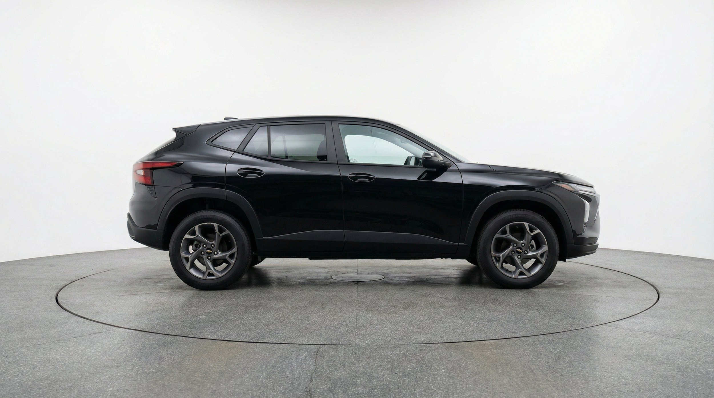 Thumbnail: 2025 Chevrolet Trax - 11