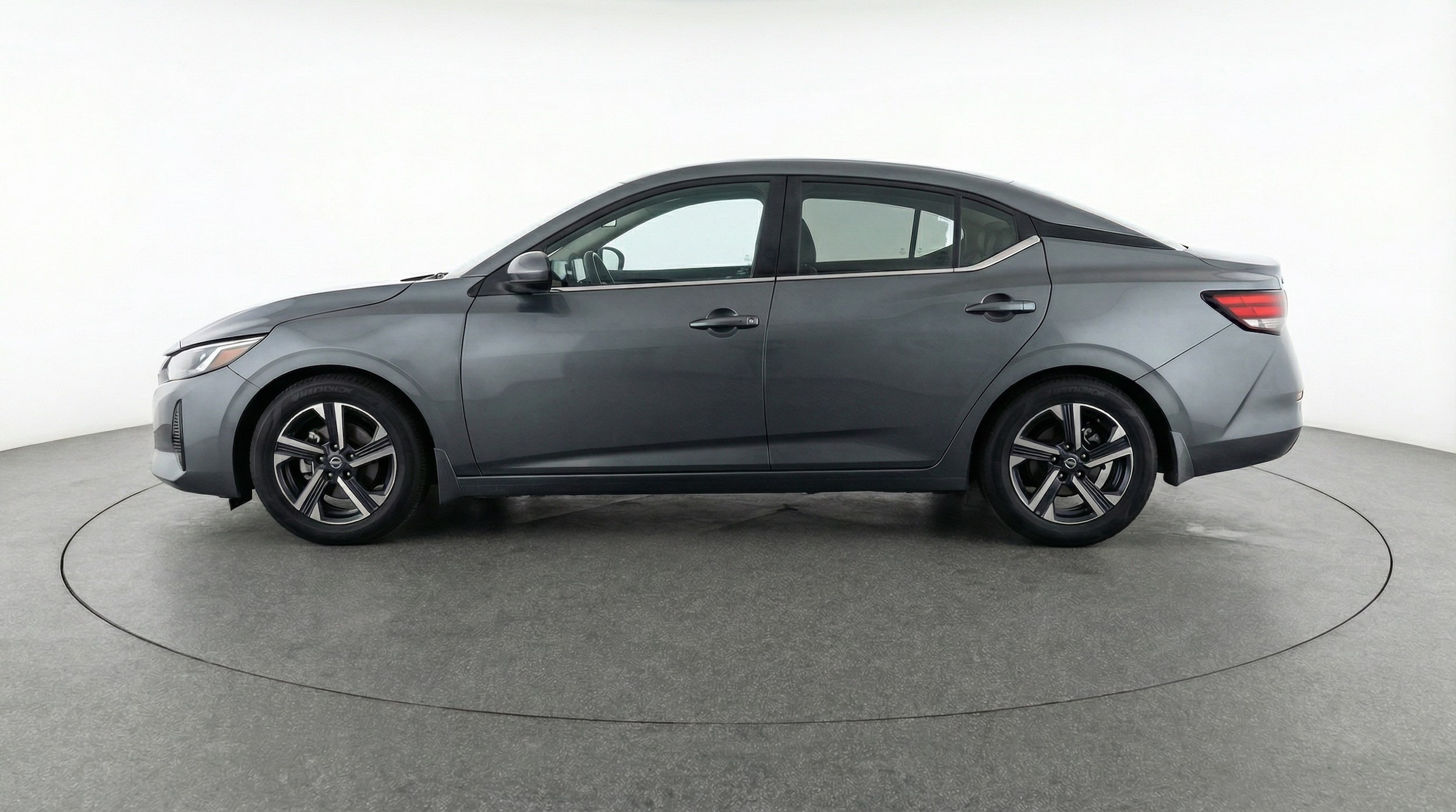 Thumbnail: 2025 Nissan Sentra - 4