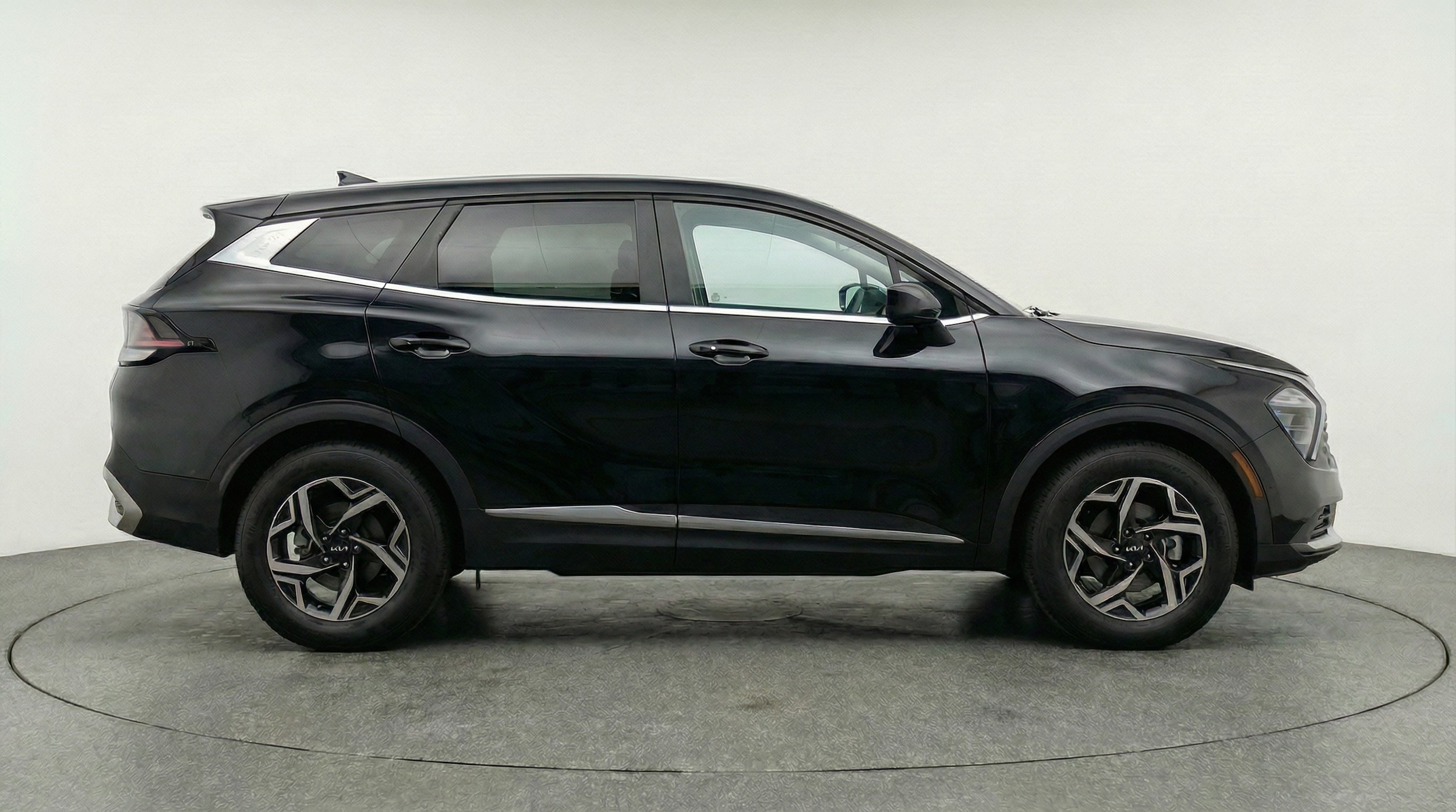 Thumbnail: 2025 Kia Sportage - 8