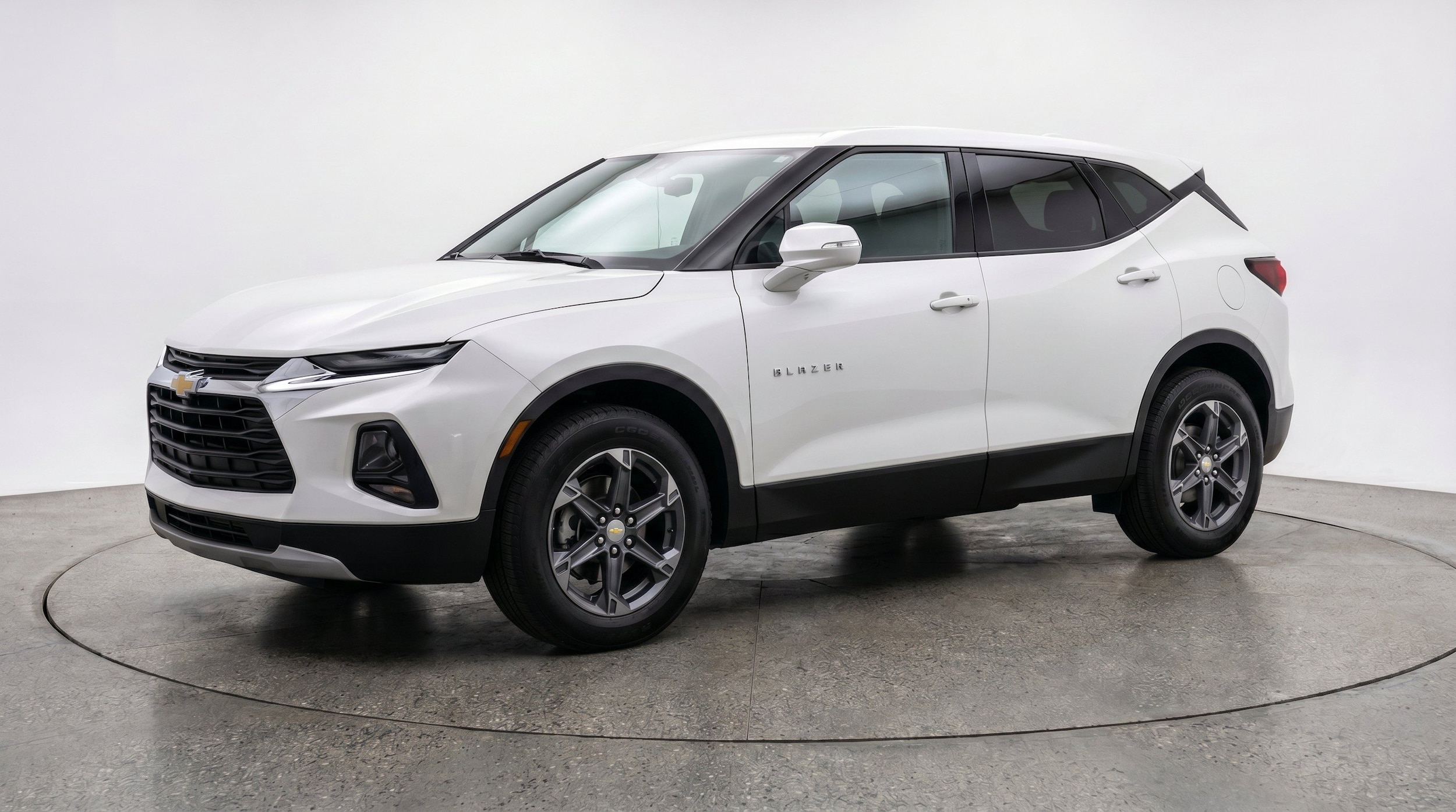 Thumbnail: 2026 Chevrolet Blazer - 3