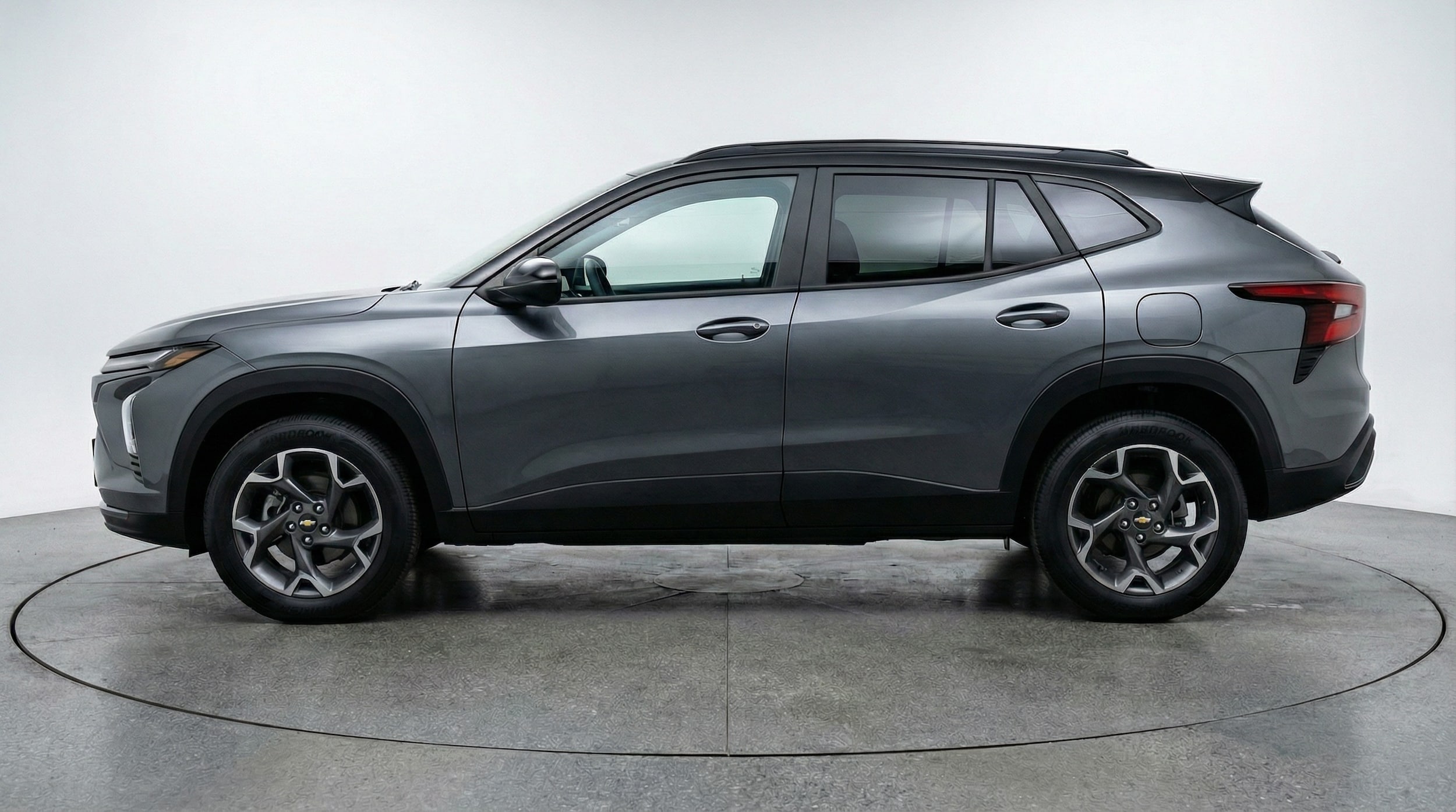 Thumbnail: 2025 Chevrolet Trax - 4