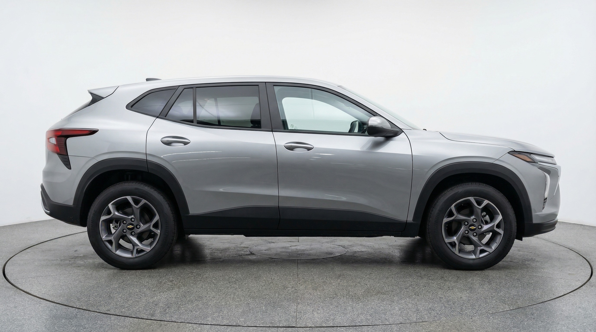Thumbnail: 2025 Chevrolet Trax - 8