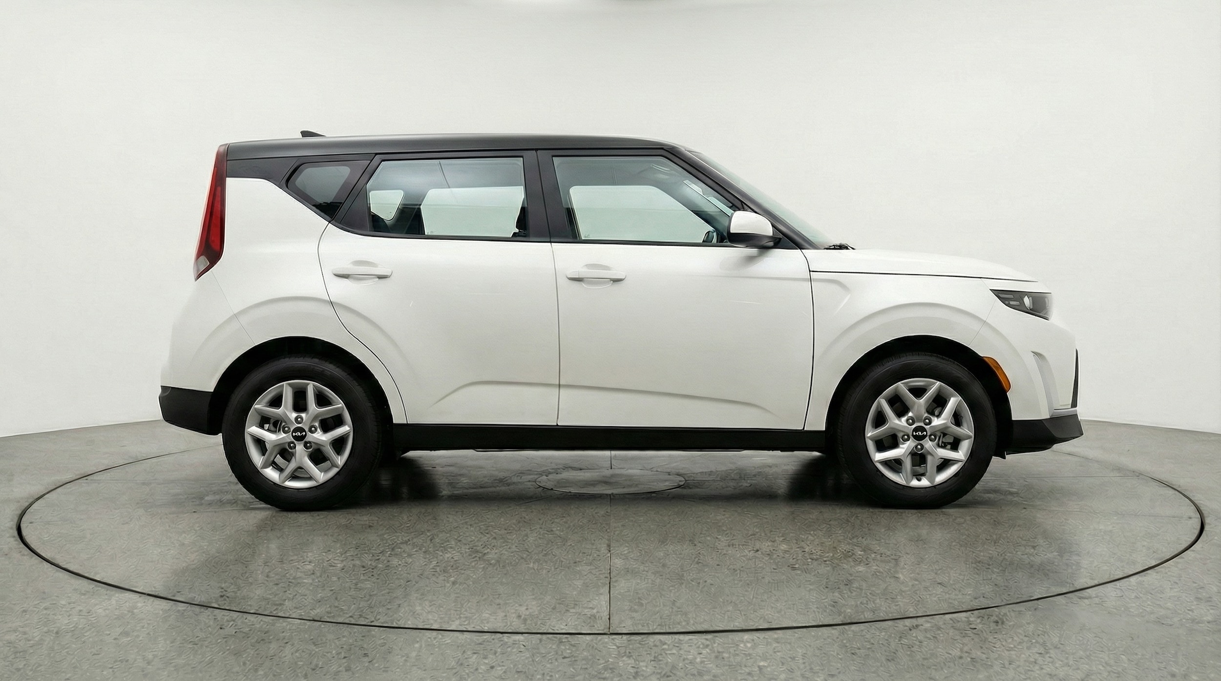 Thumbnail: 2025 Kia Soul - 8