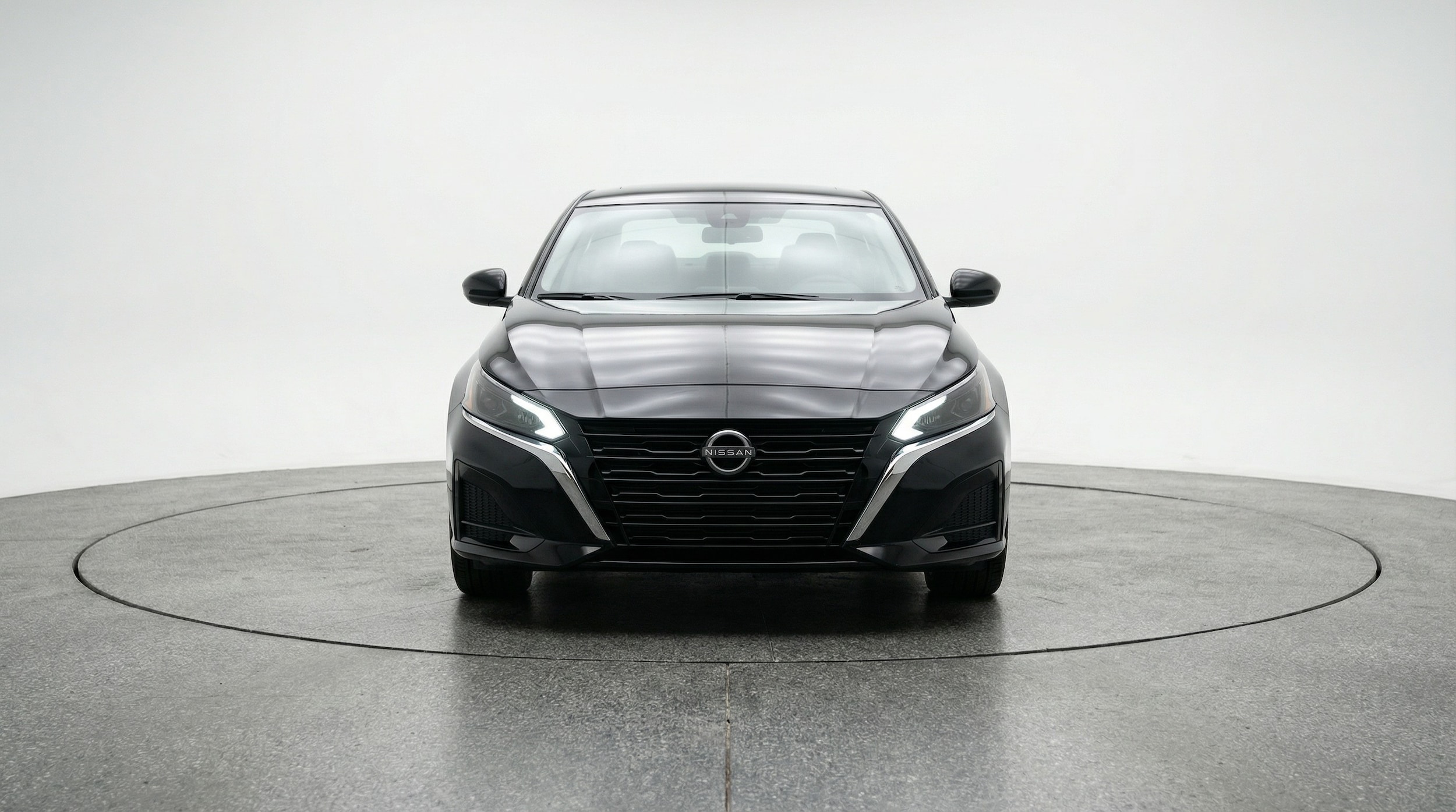 Thumbnail: 2025 Nissan Altima - 2