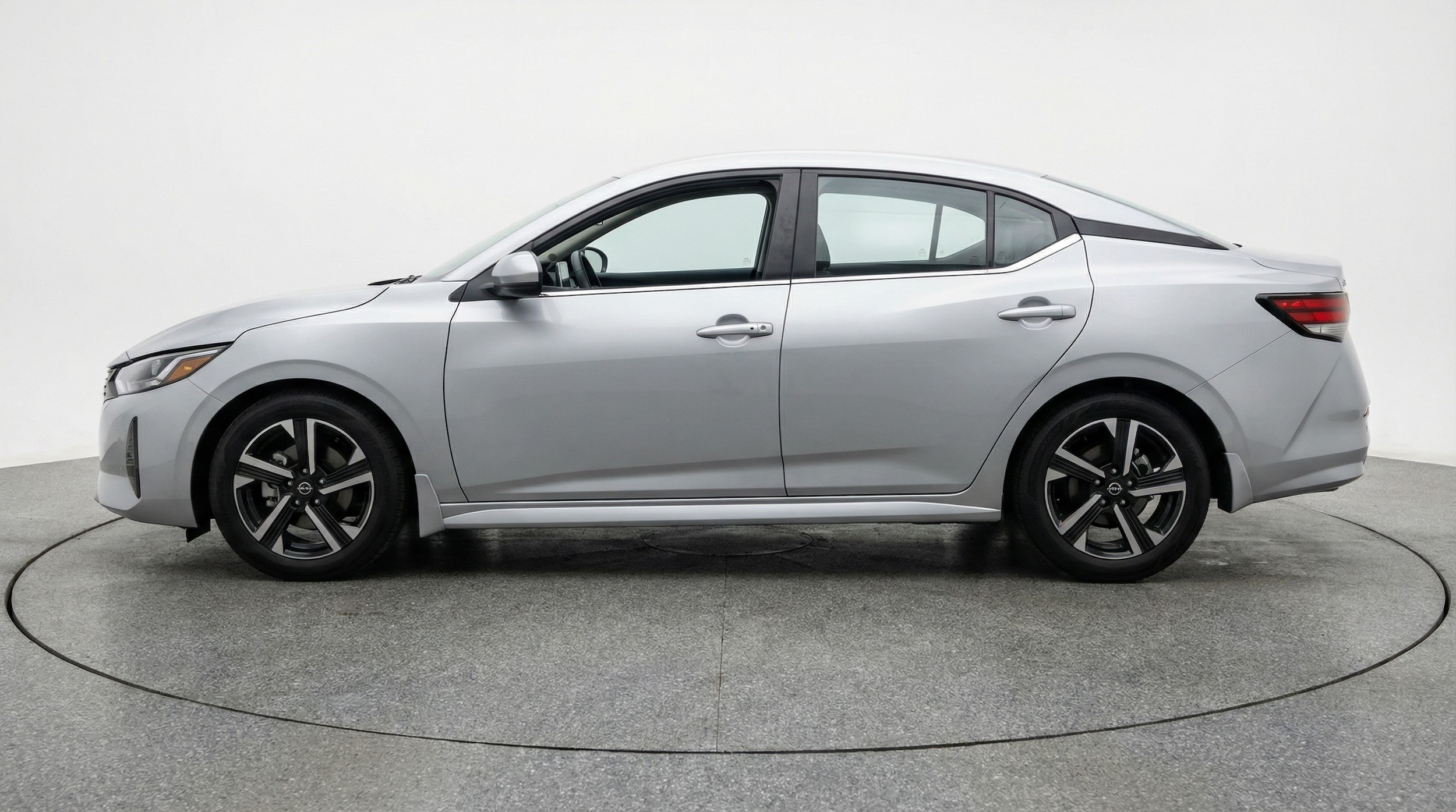 Thumbnail: 2025 Nissan Sentra - 4