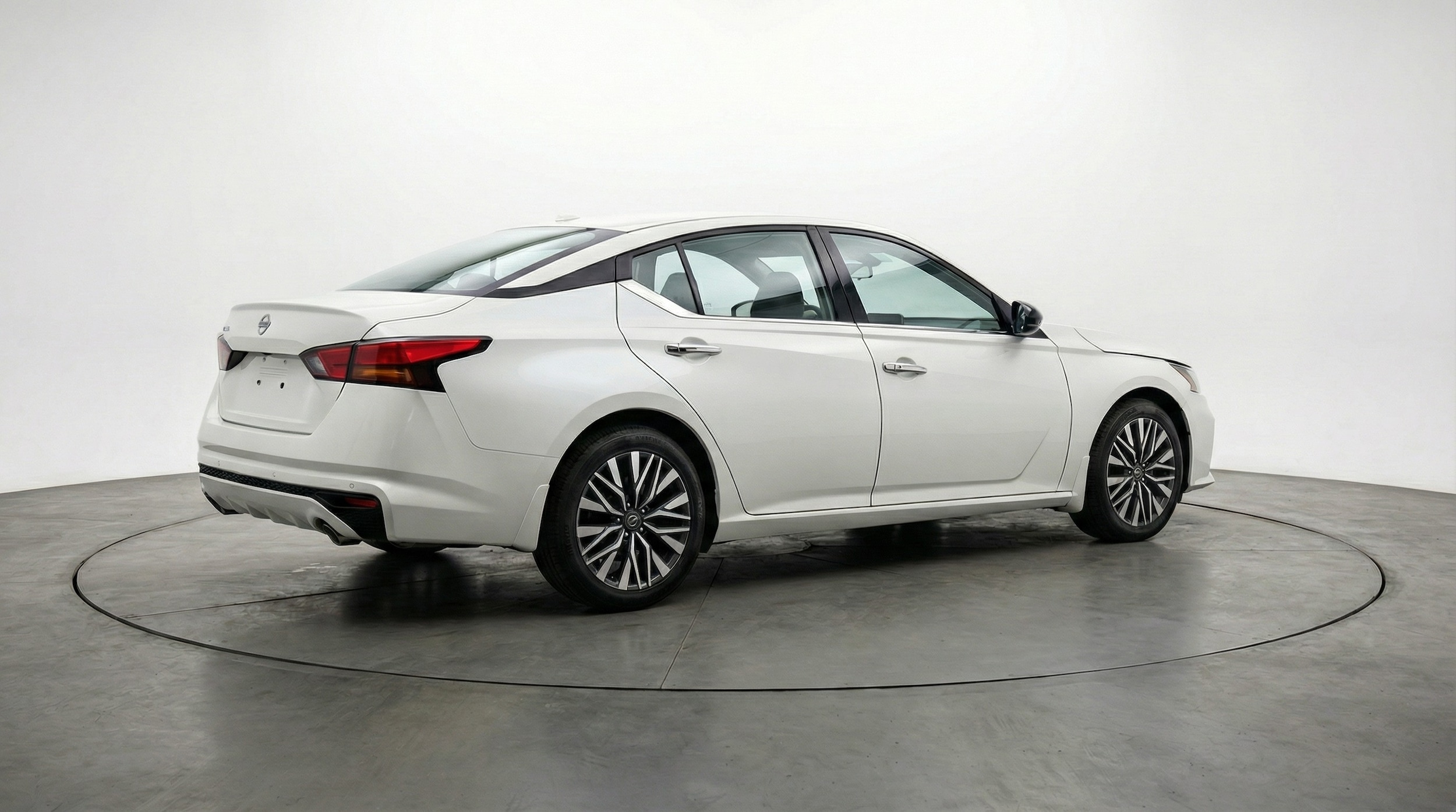 Thumbnail: 2025 Nissan Altima - 7