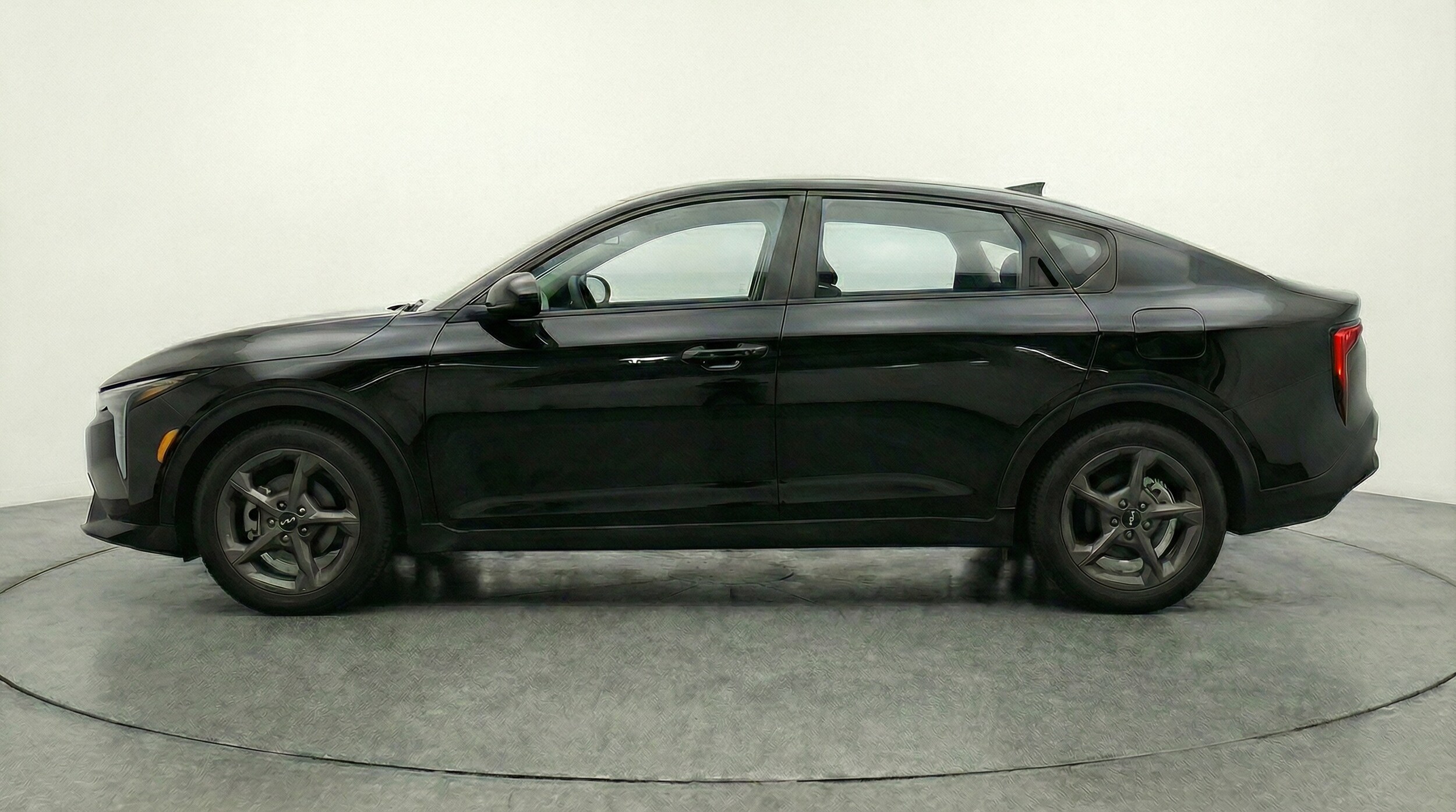 Thumbnail: 2025 Kia K4 - 4