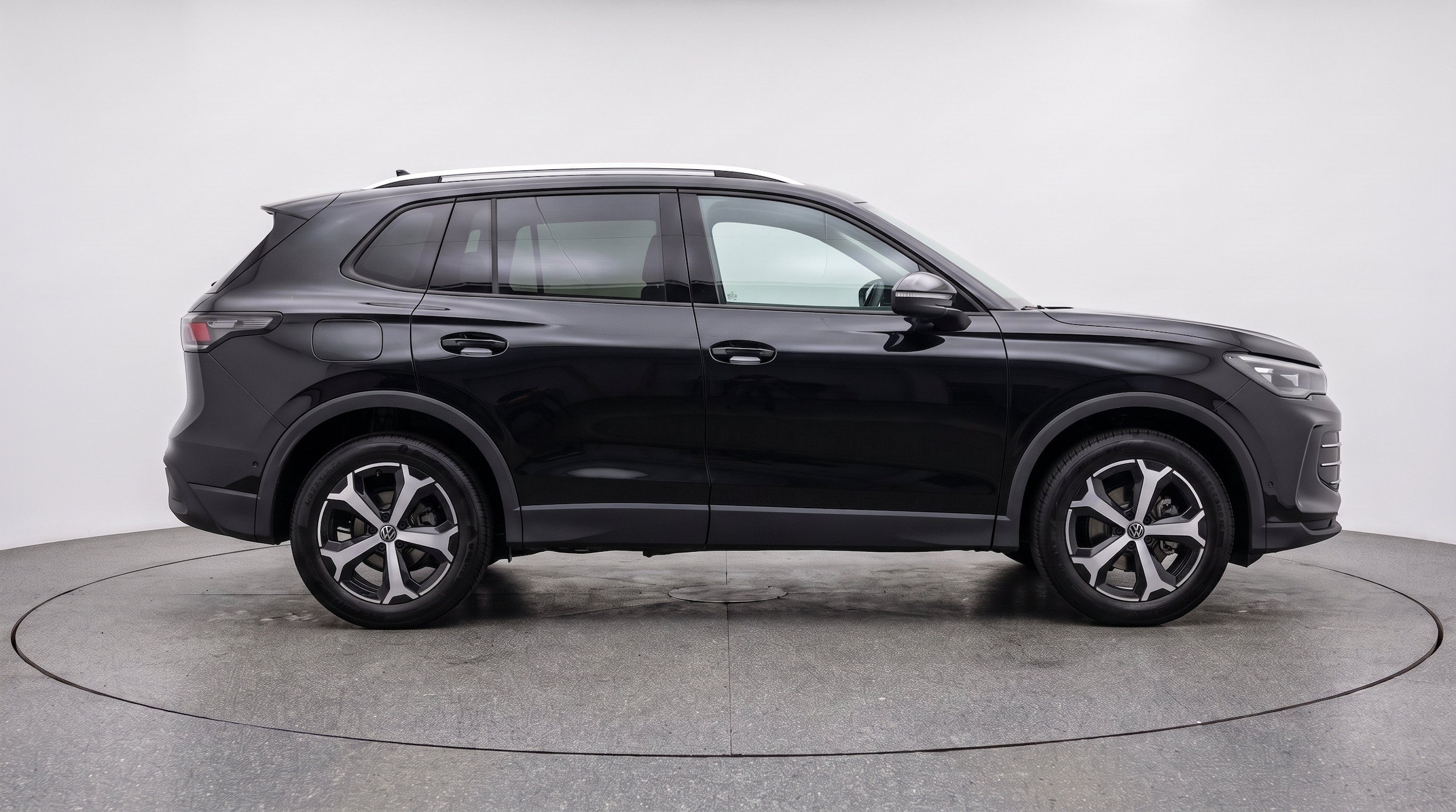 Thumbnail: 2026 Volkswagen Tiguan - 11