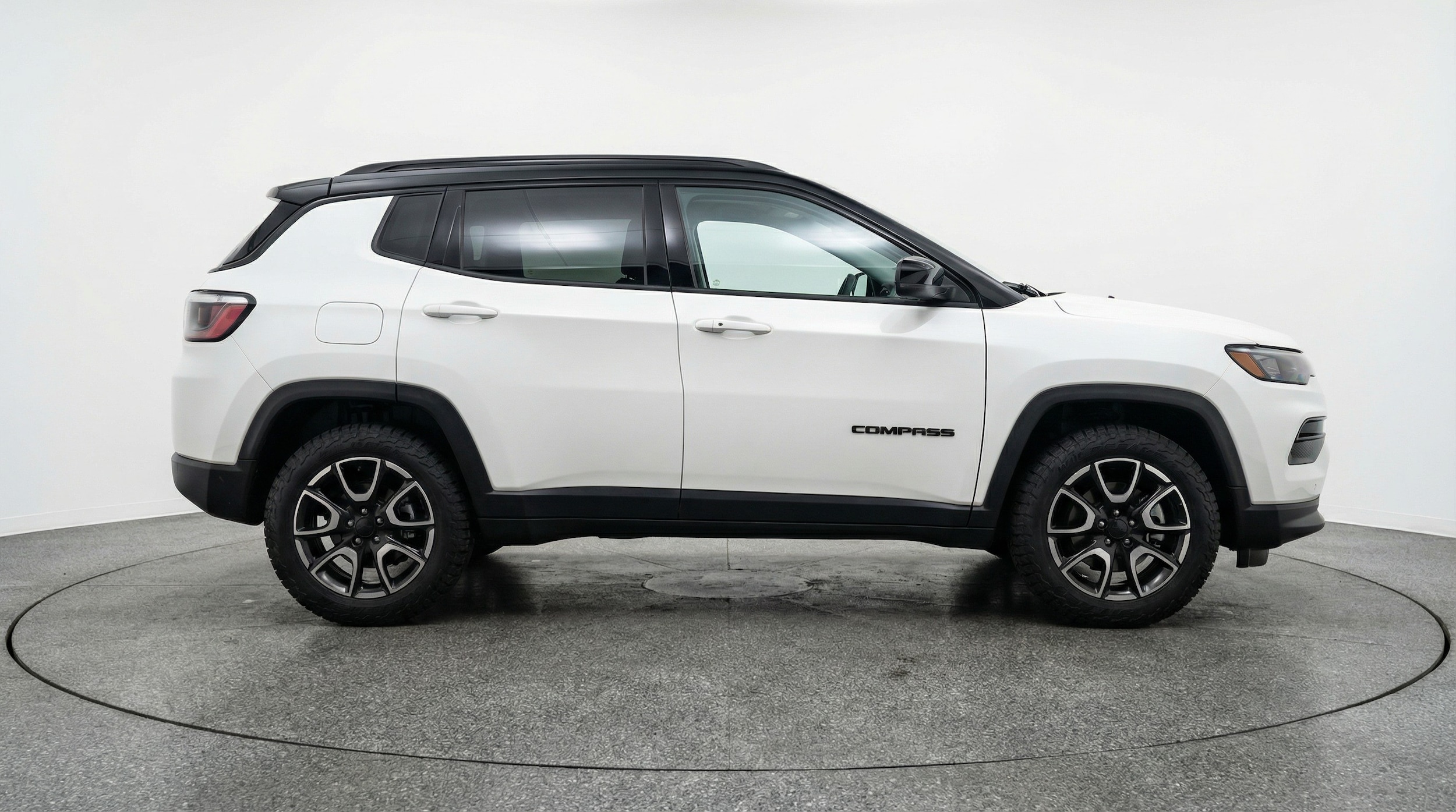 Thumbnail: 2025 Jeep Compass - 8