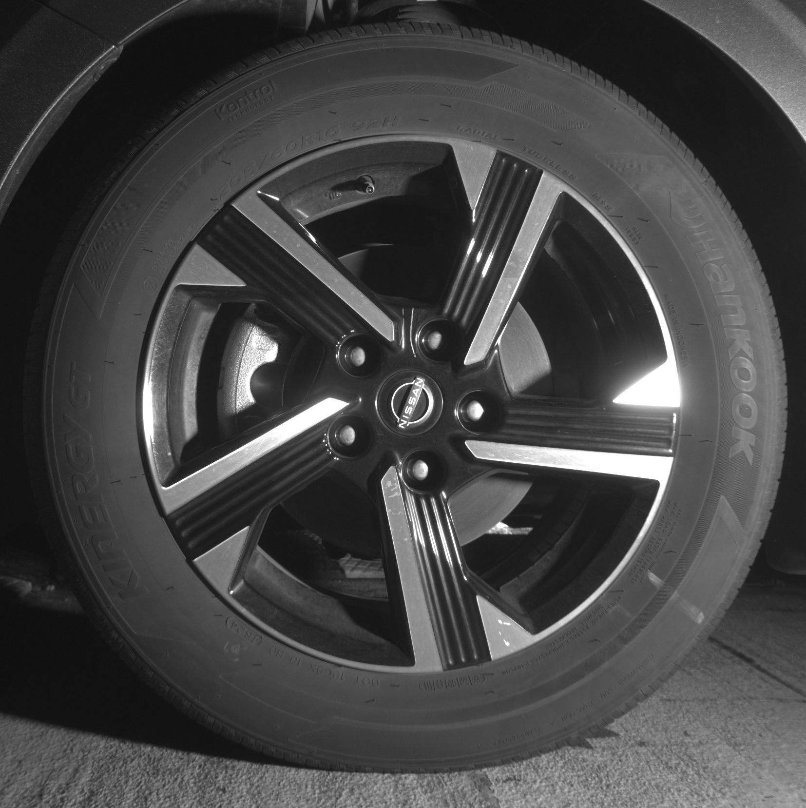 Thumbnail: 2025 Nissan Sentra - 9