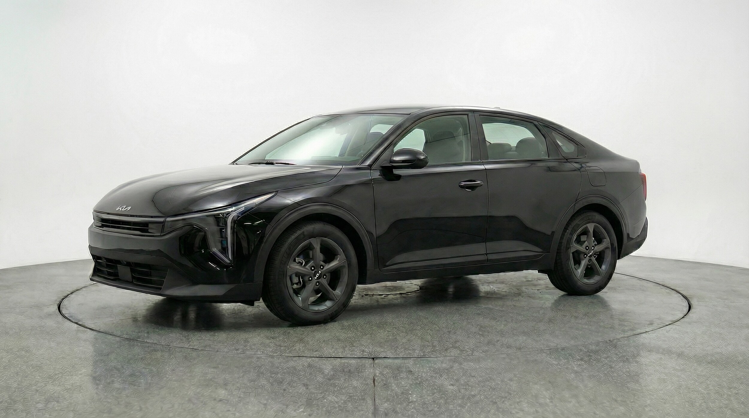 Thumbnail: 2025 Kia K4 - 3