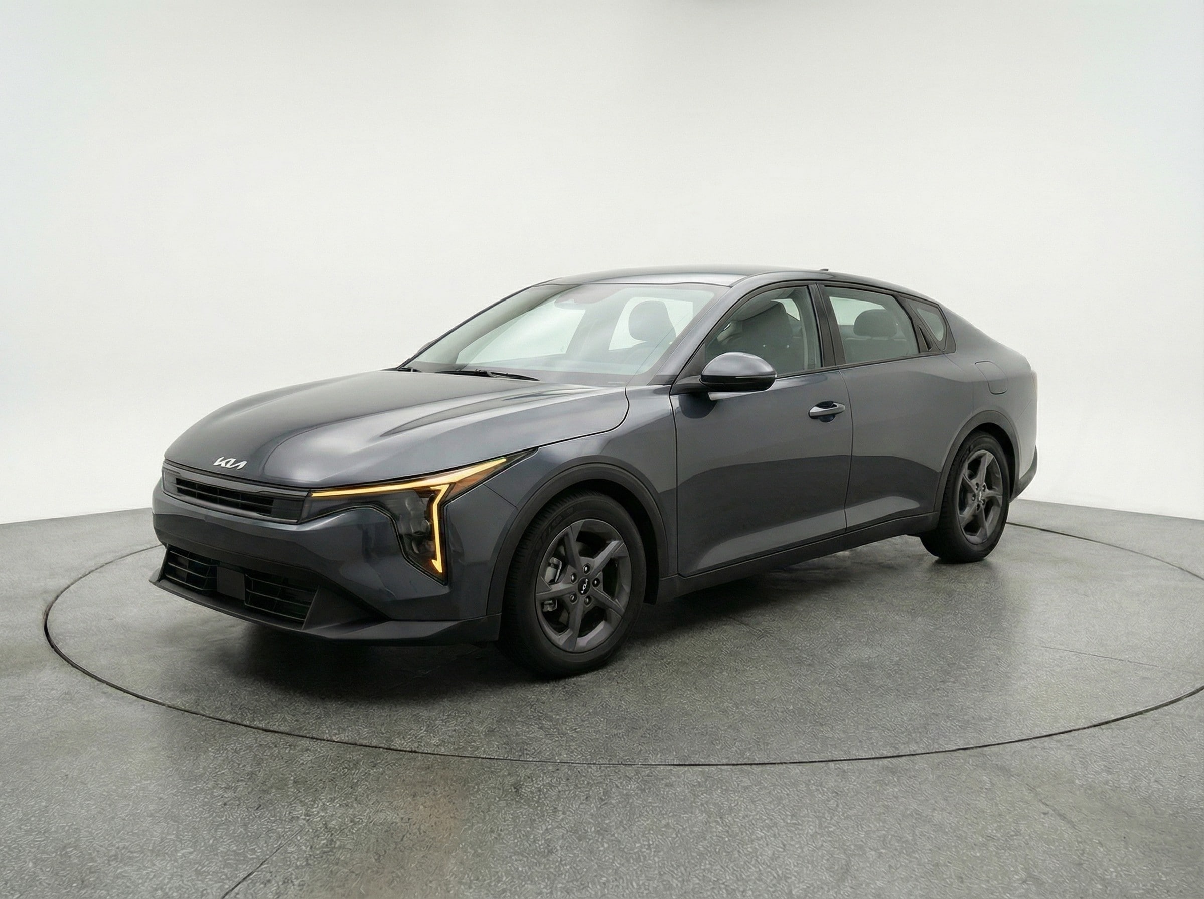 Thumbnail: 2025 Kia K4 - 3