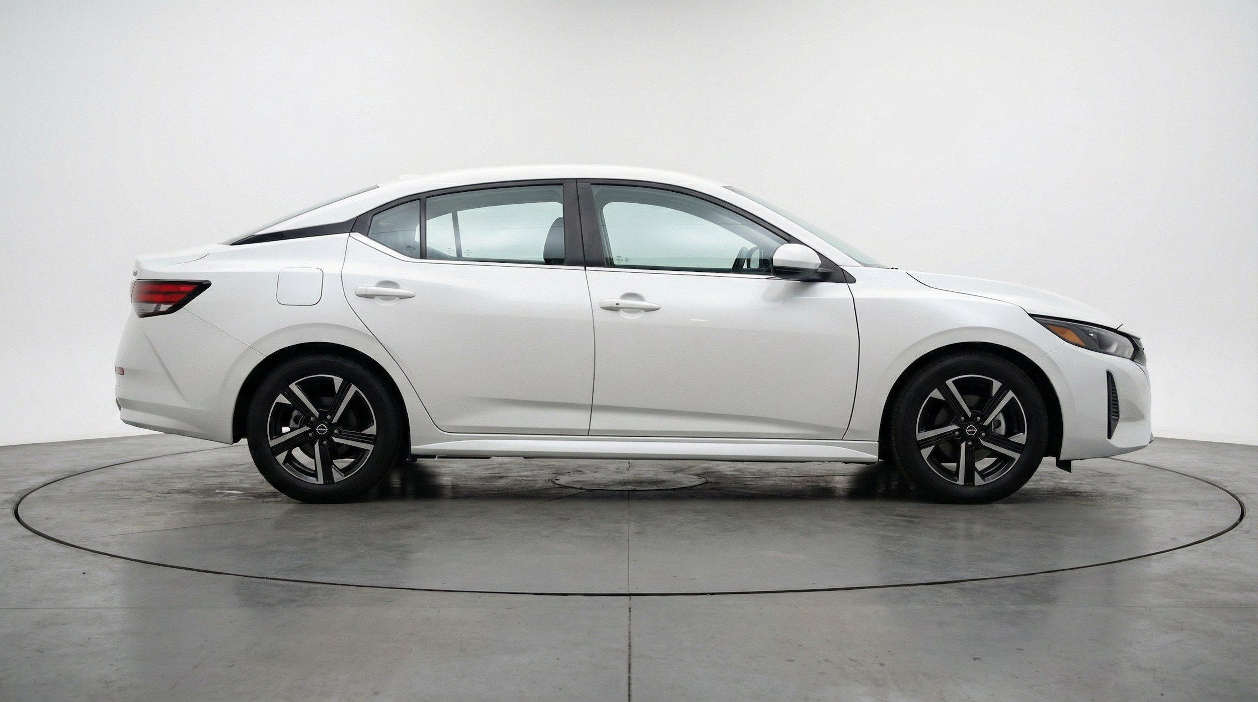 Thumbnail: 2025 Nissan Sentra - 11