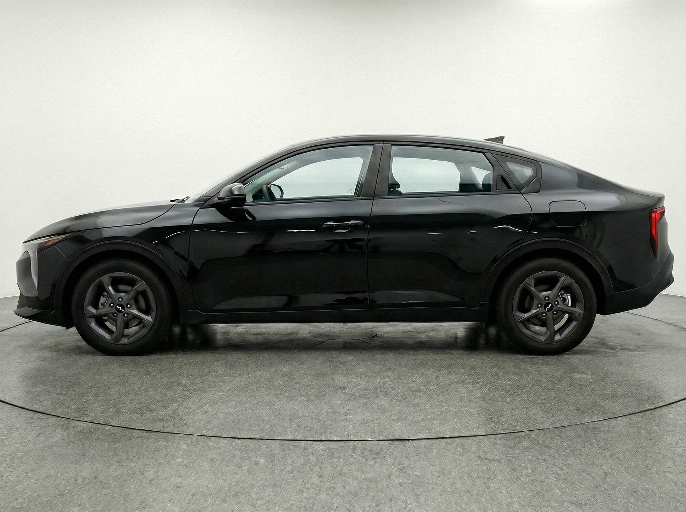 Thumbnail: 2025 Kia K4 - 4