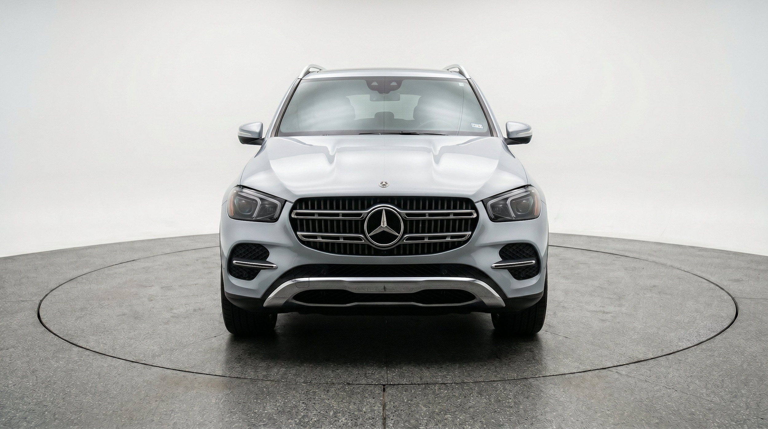 Thumbnail: 2026 Mercedes-Benz GLE - 2