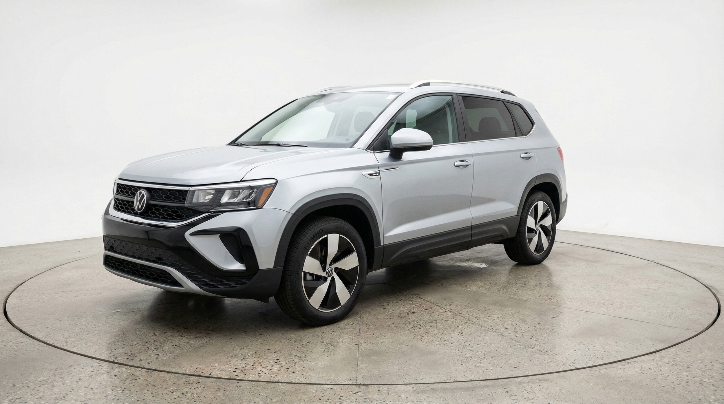 Thumbnail: 2025 Volkswagen Taos - 3