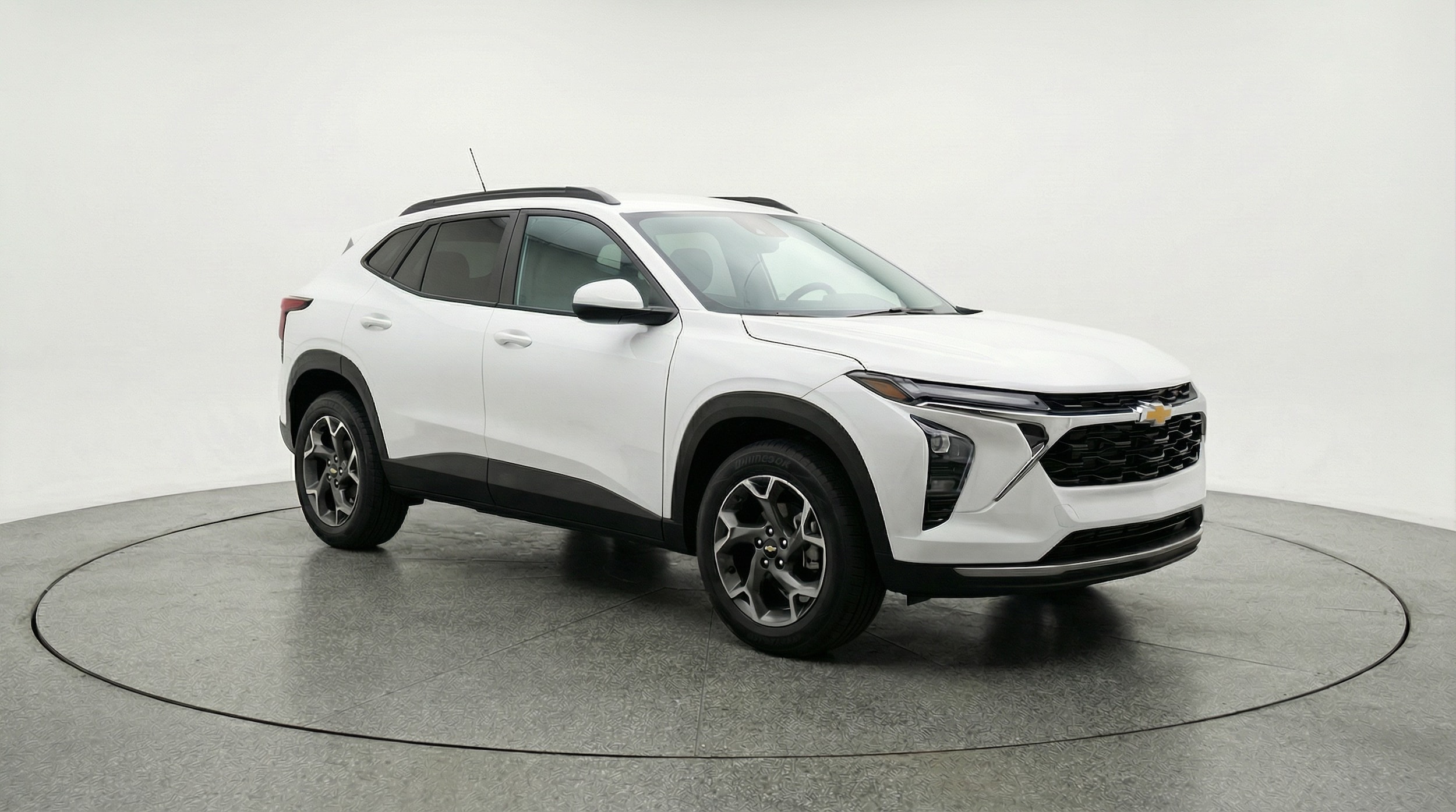 Thumbnail: 2025 Chevrolet Trax - 1