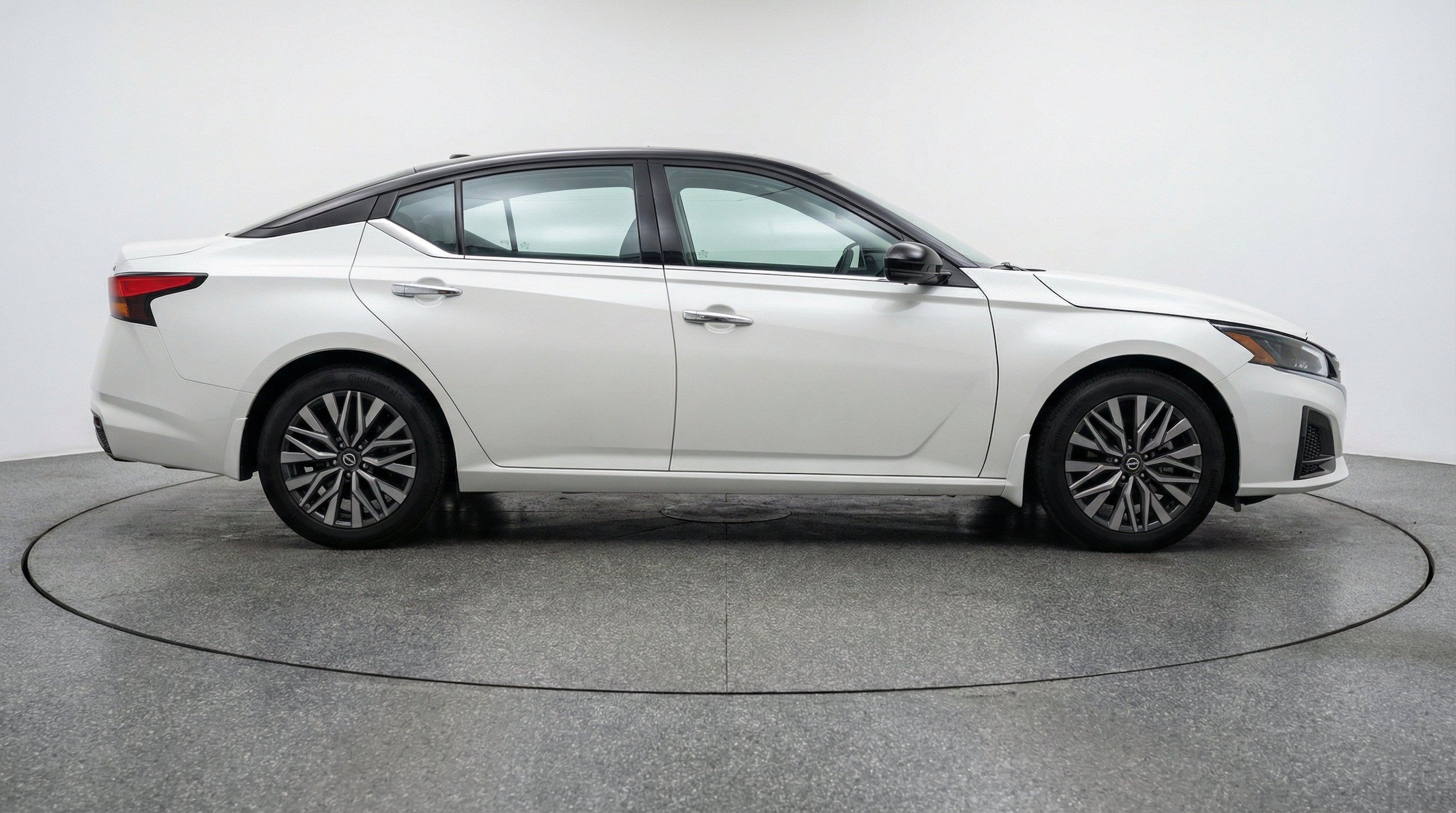 Thumbnail: 2025 Nissan Altima - 11