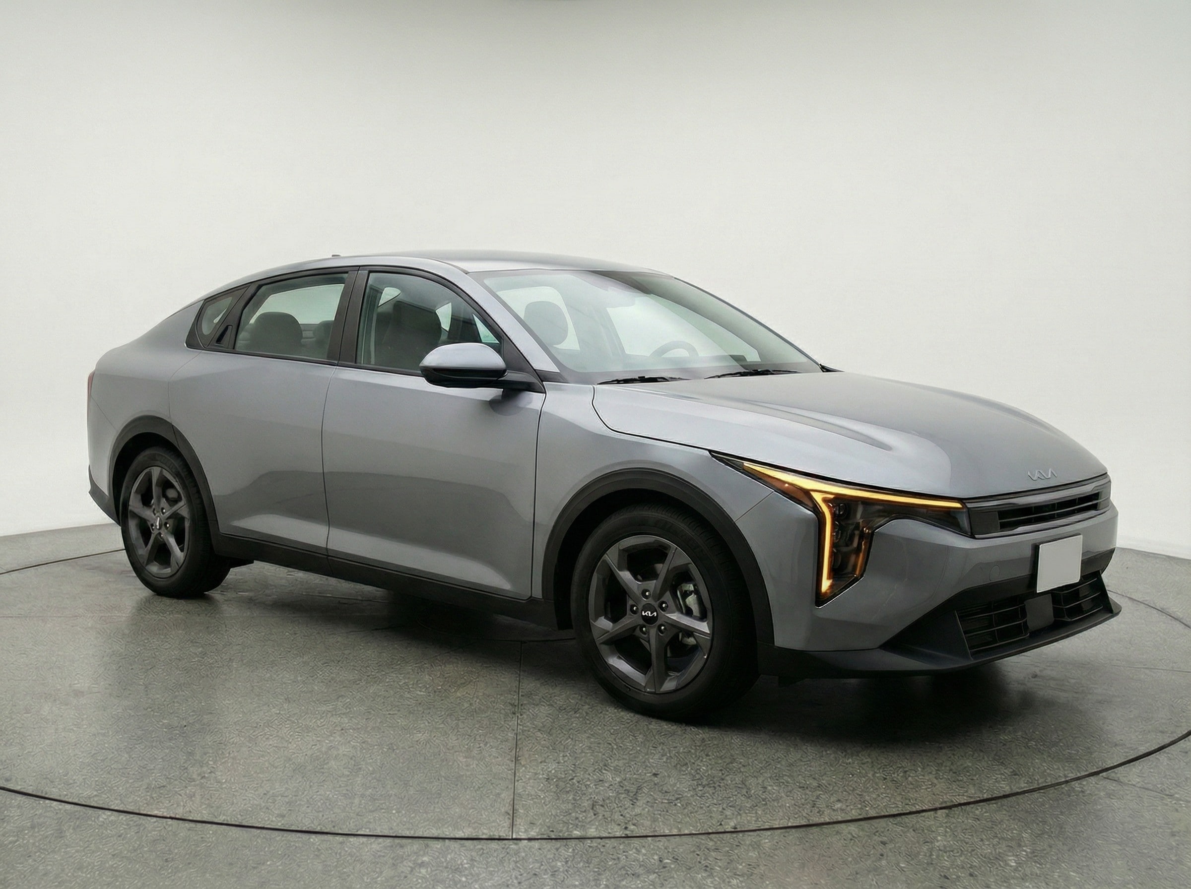 Thumbnail: 2025 Kia K4 - 1