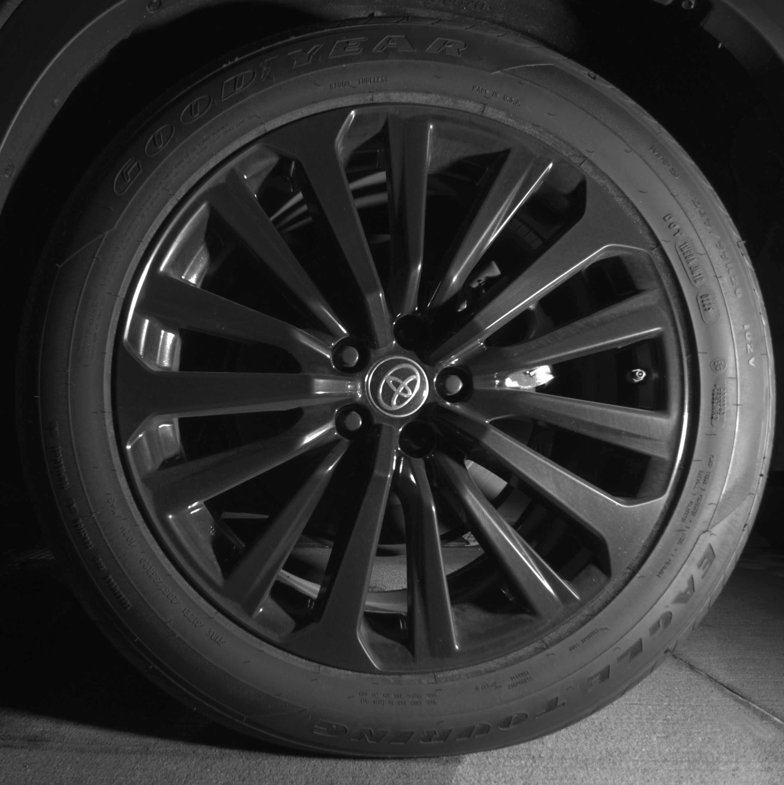 Thumbnail: 2025 Toyota Highlander - 11