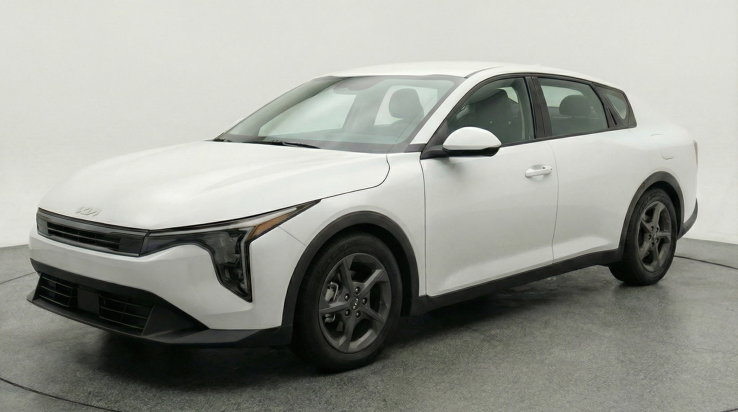 Thumbnail: 2025 Kia K4 - 3