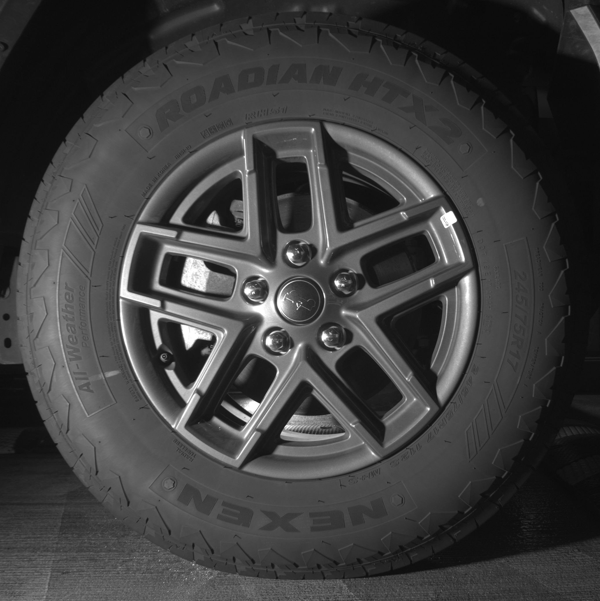 Thumbnail: 2025 Jeep Wrangler - 13