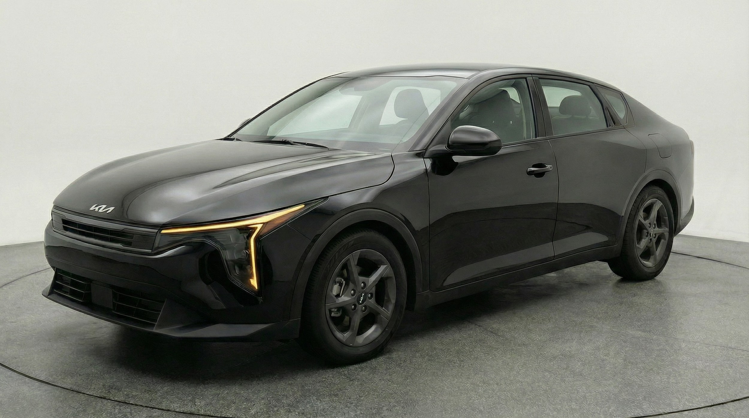 Thumbnail: 2025 Kia K4 - 3