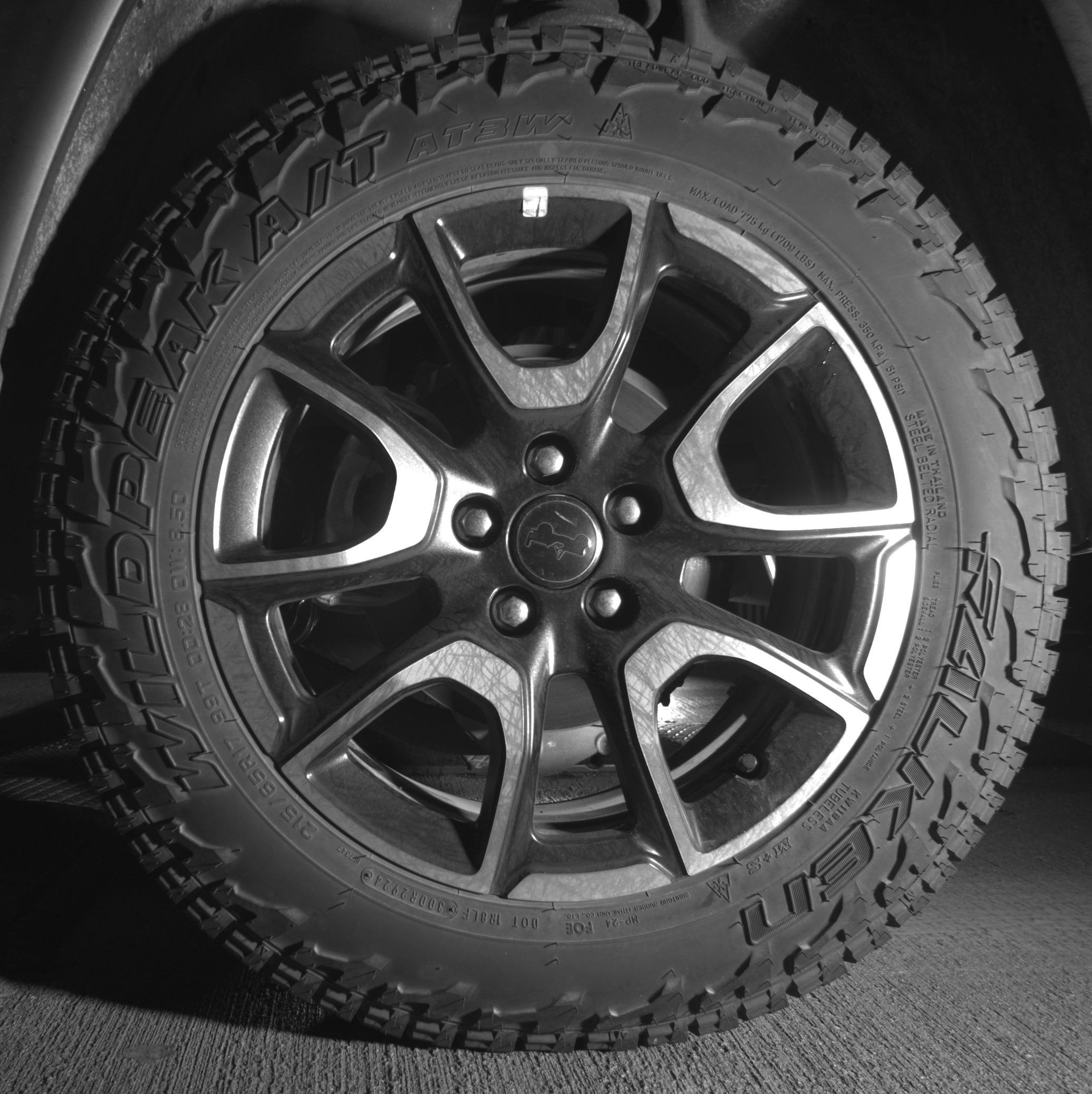 Thumbnail: 2025 Jeep Compass - 14