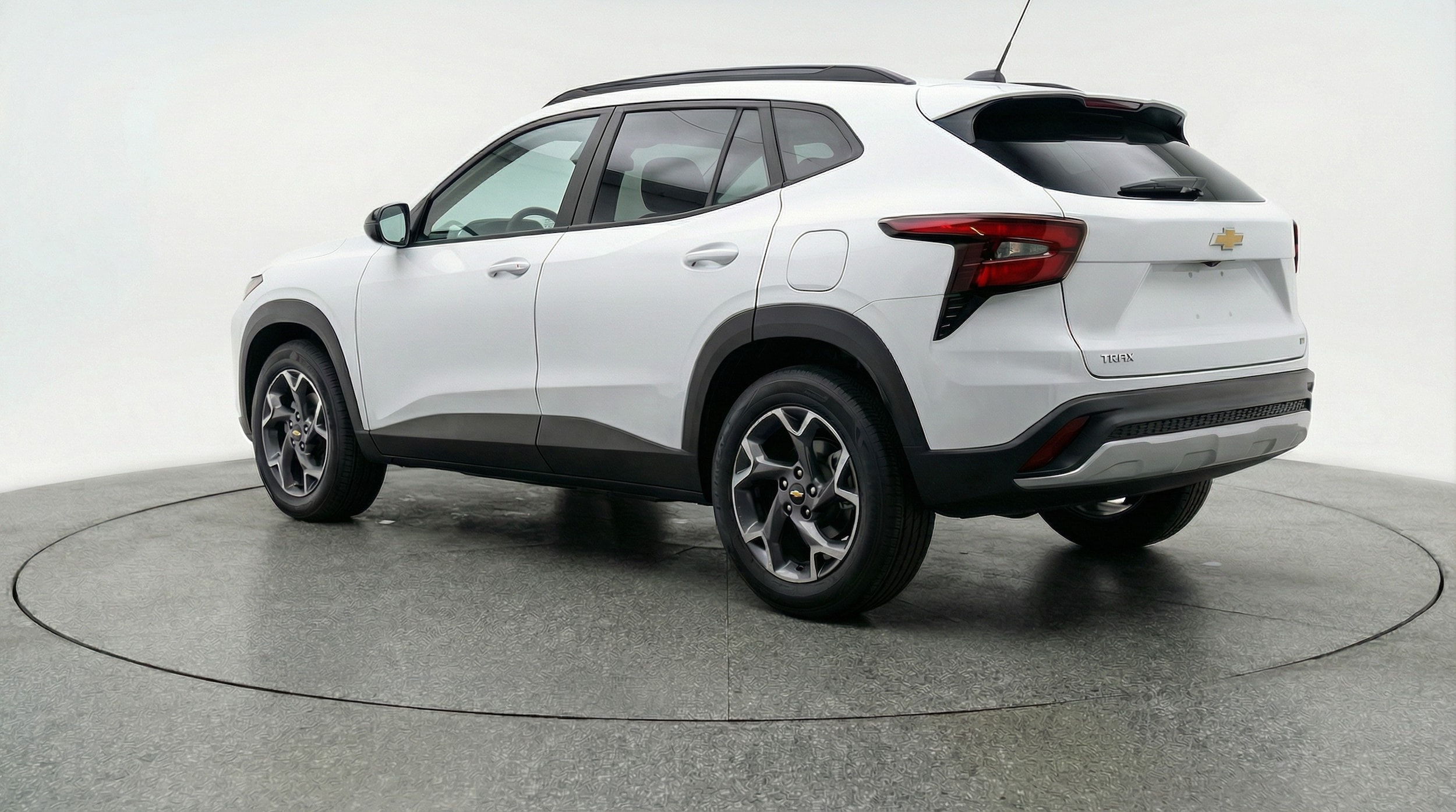 Thumbnail: 2025 Chevrolet Trax - 5