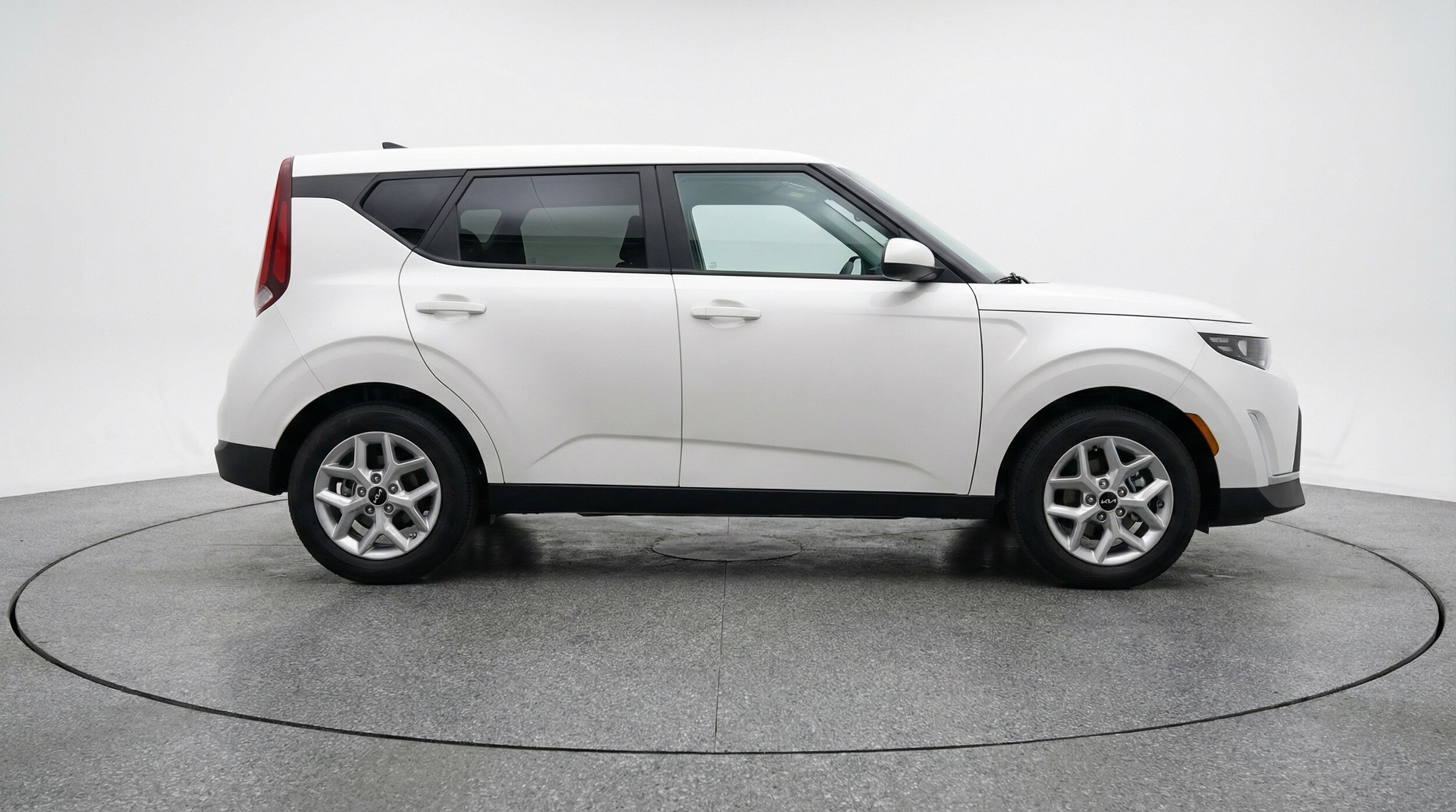 Thumbnail: 2025 Kia Soul - 8