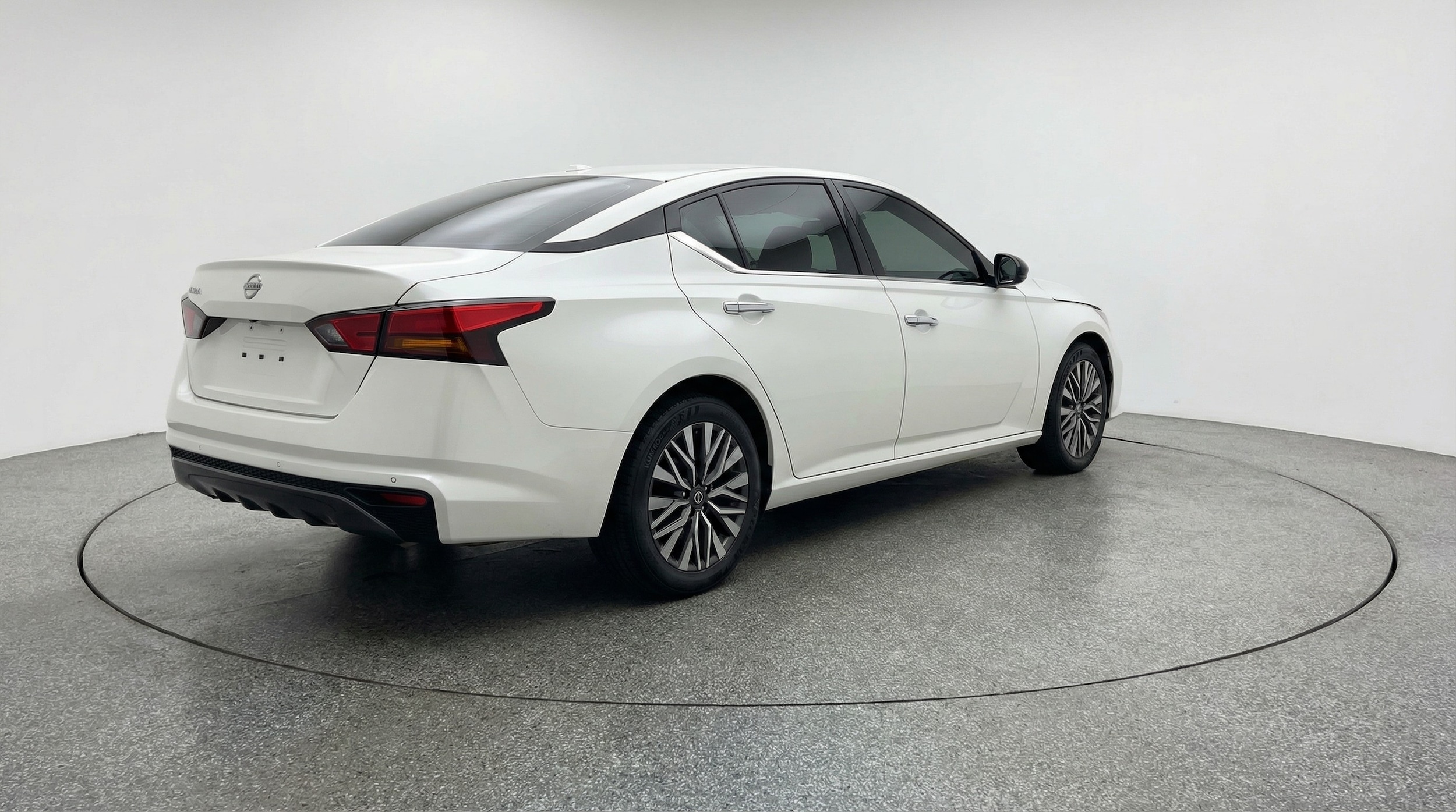 Thumbnail: 2025 Nissan Altima - 7