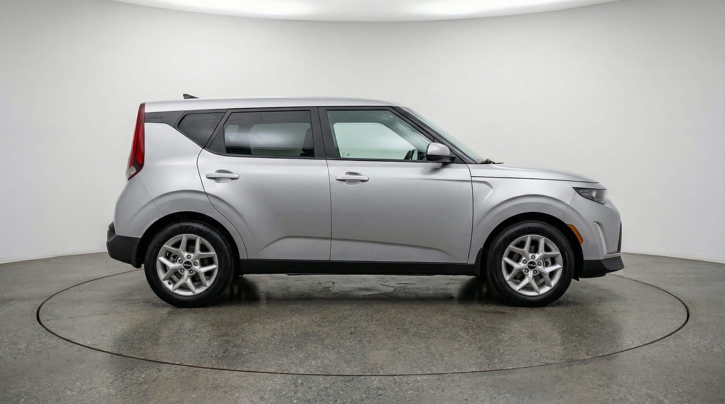 Thumbnail: 2025 Kia Soul - 8