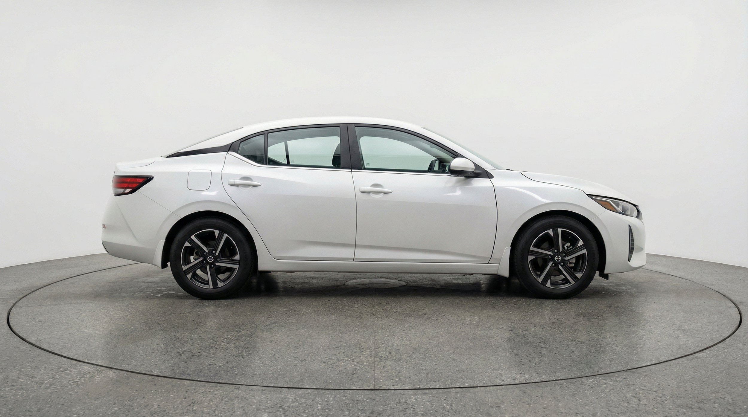 Thumbnail: 2025 Nissan Sentra - 11