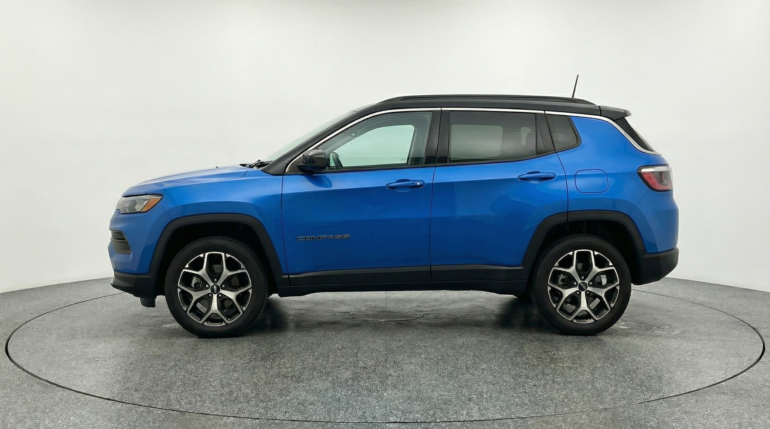Thumbnail: 2025 Jeep Compass - 4
