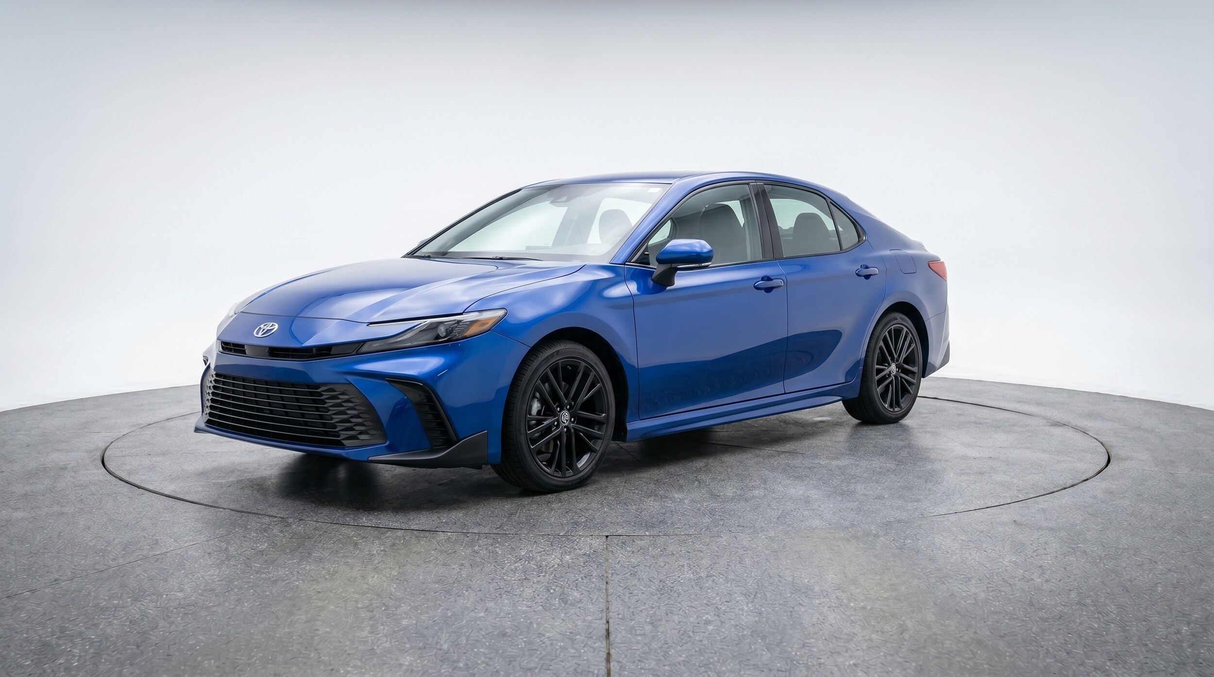 Thumbnail: 2025 Toyota Camry - 3