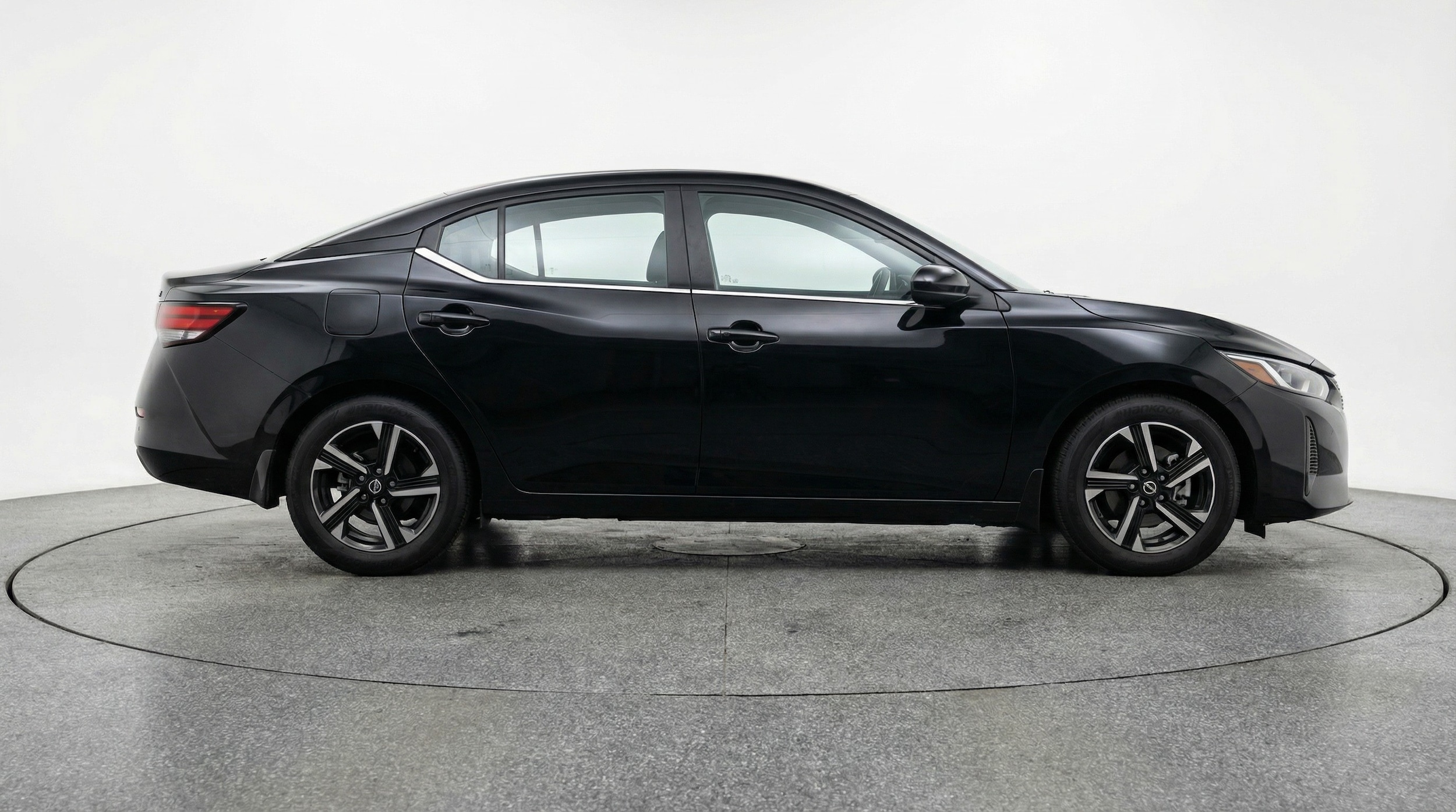 Thumbnail: 2025 Nissan Sentra - 8