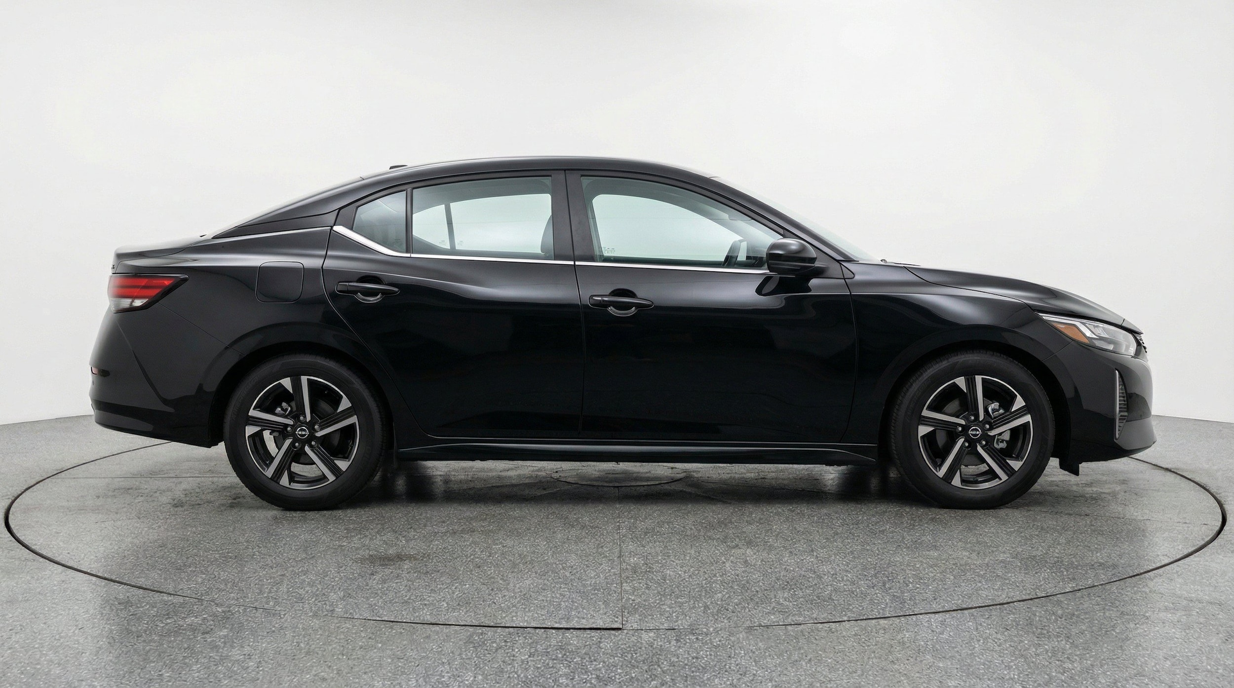 Thumbnail: 2025 Nissan Sentra - 11