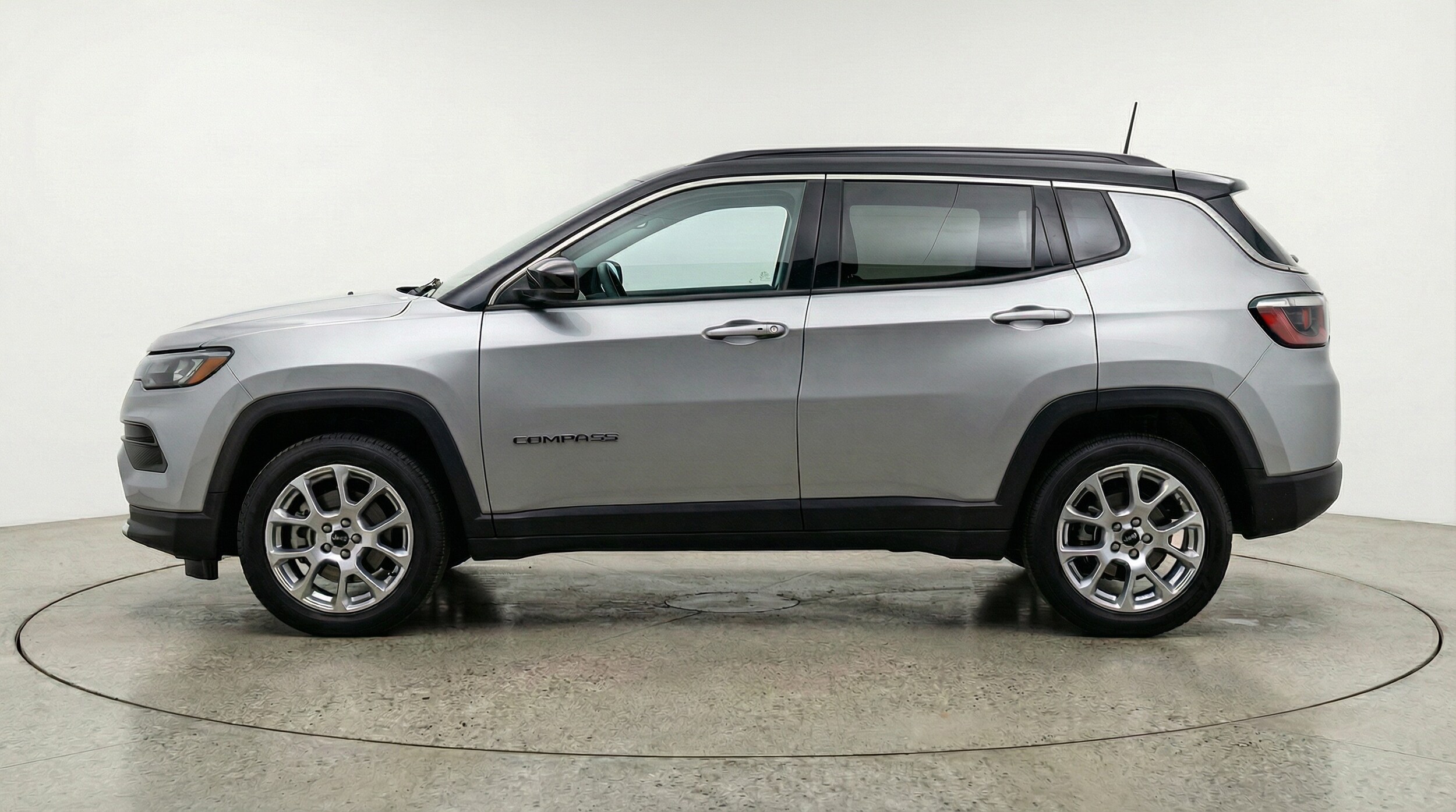 Thumbnail: 2025 Jeep Compass - 4
