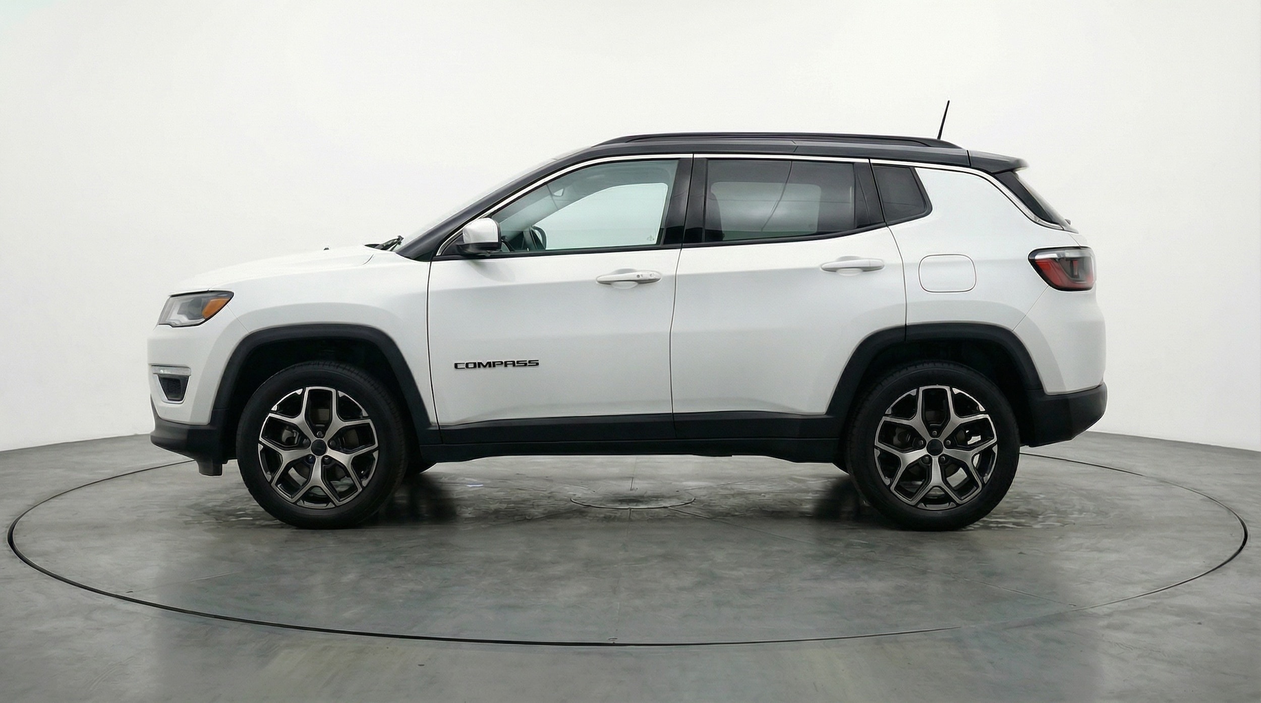 Thumbnail: 2025 Jeep Compass - 4