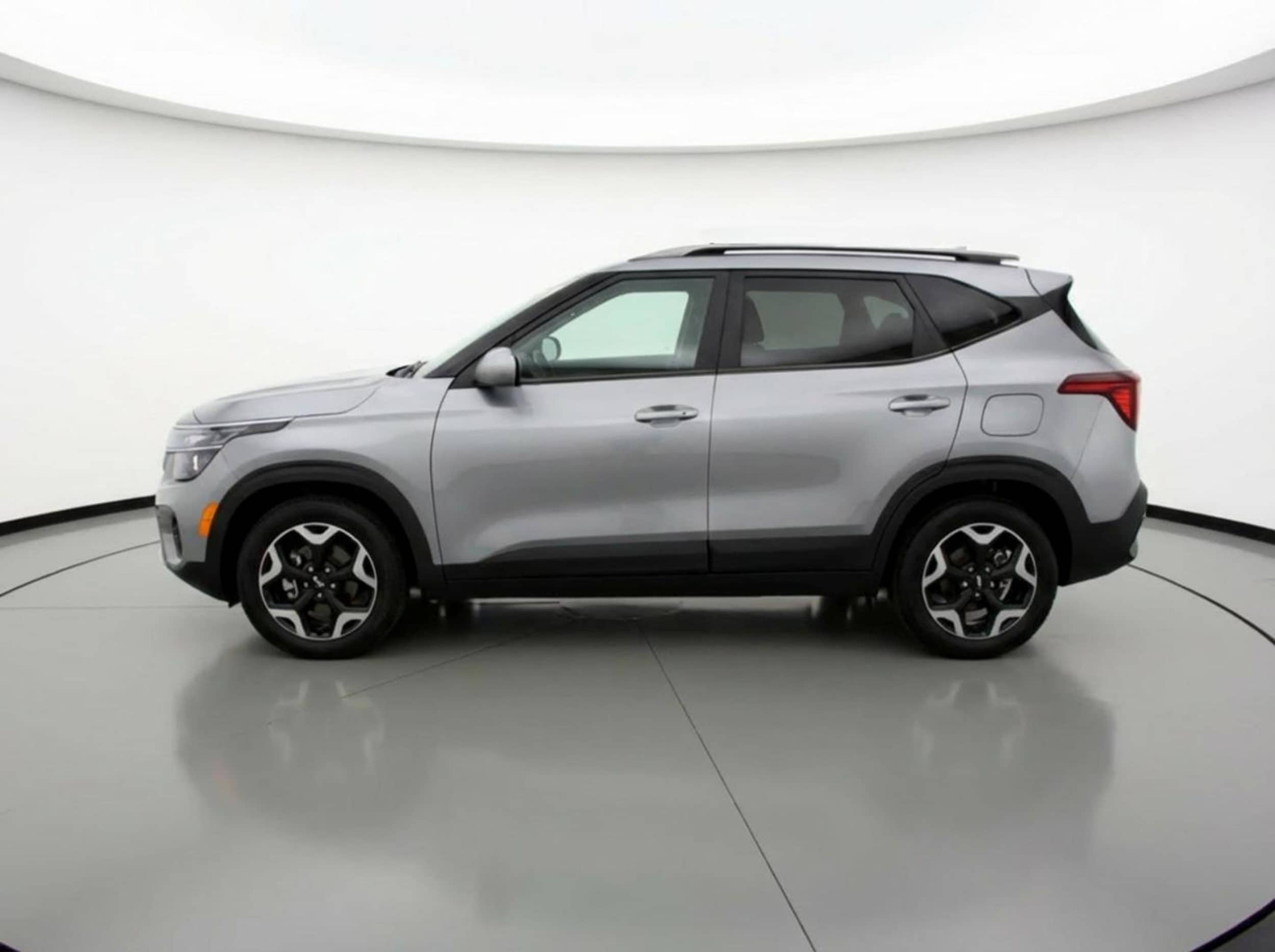 Thumbnail: 2025 Kia Seltos - 4