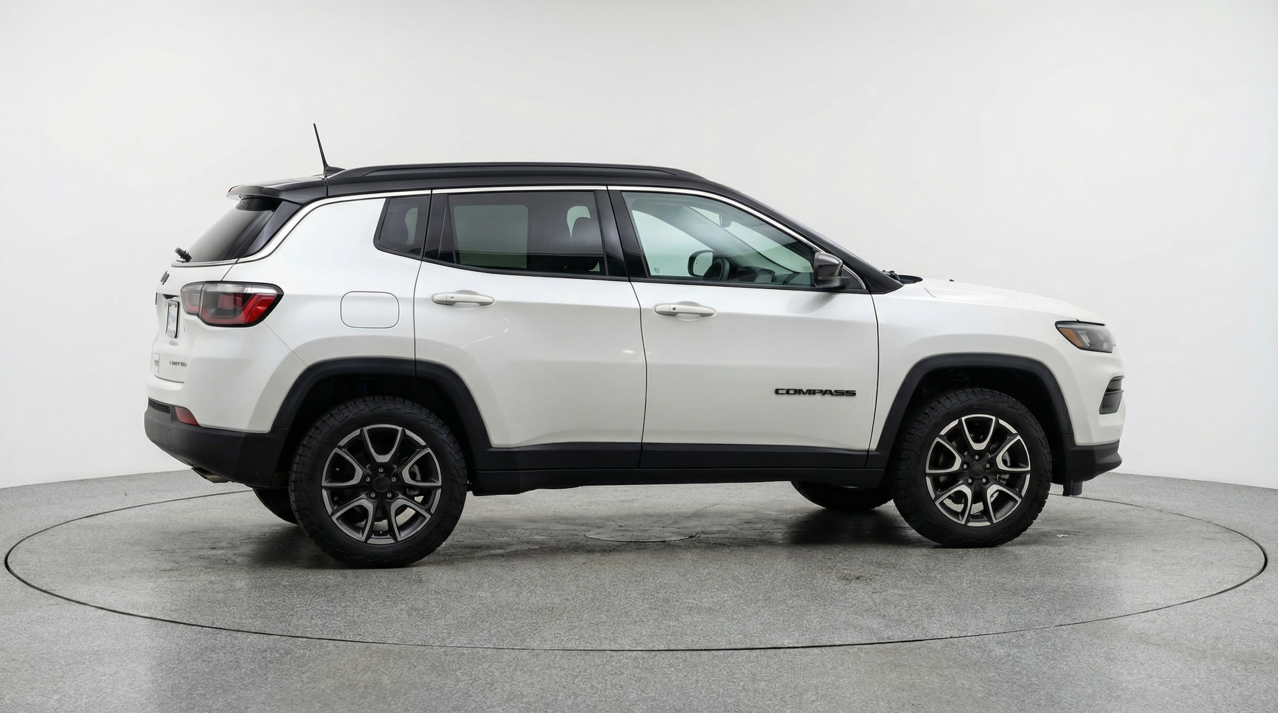 Thumbnail: 2025 Jeep Compass - 8