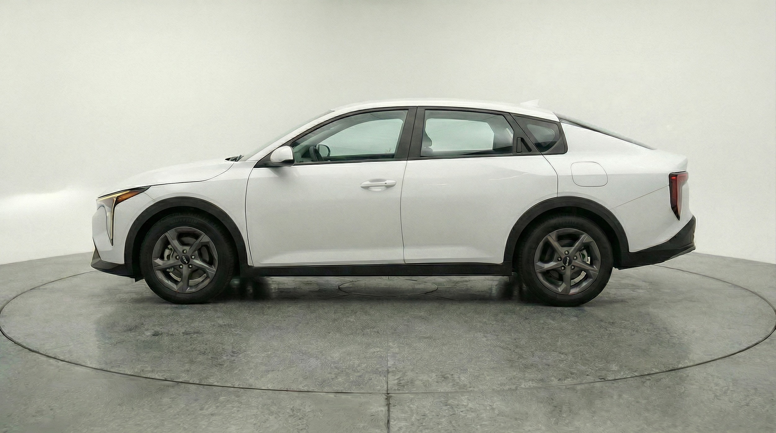 Thumbnail: 2025 Kia K4 - 4