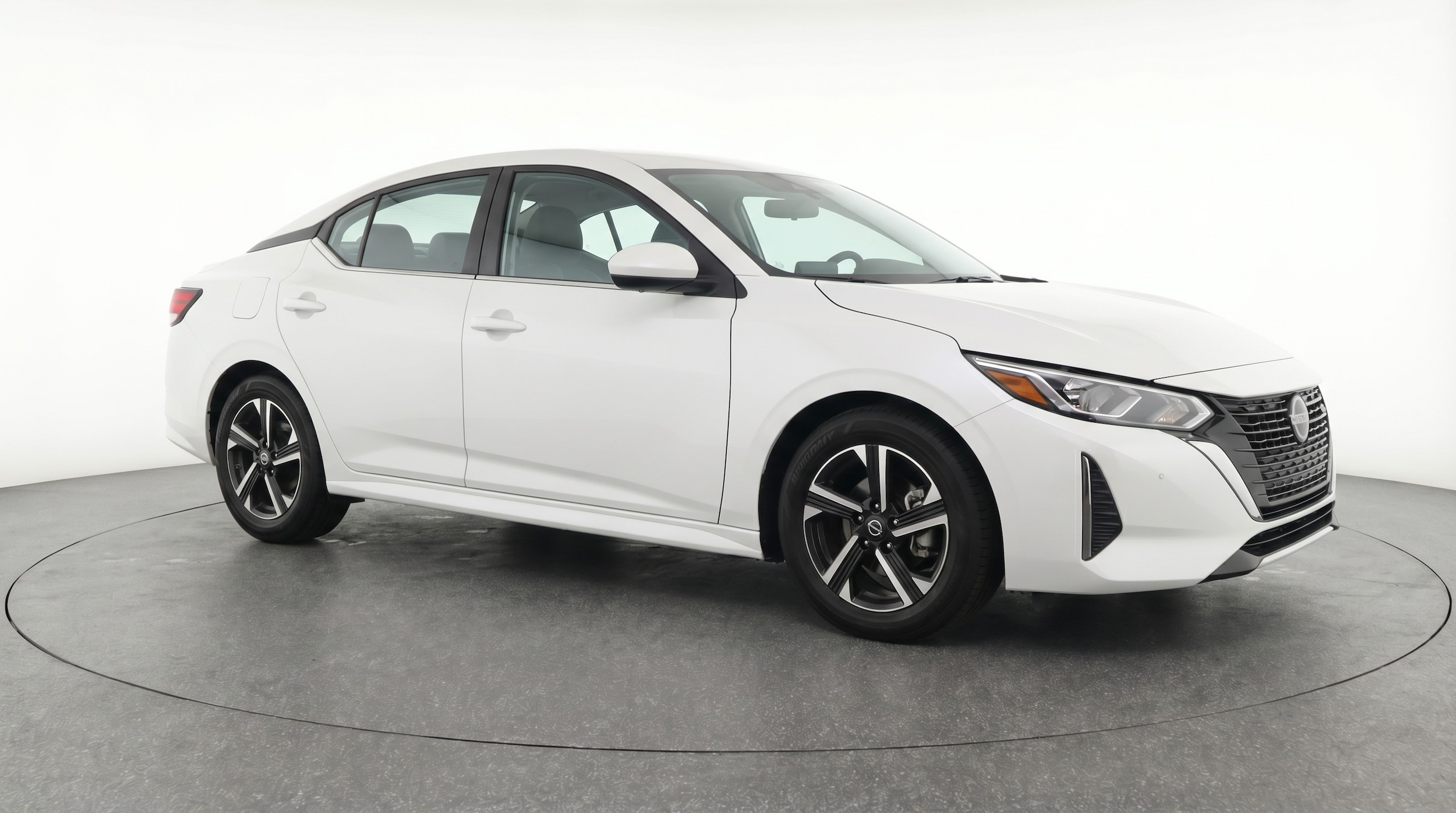 Thumbnail: 2025 Nissan Sentra - 1