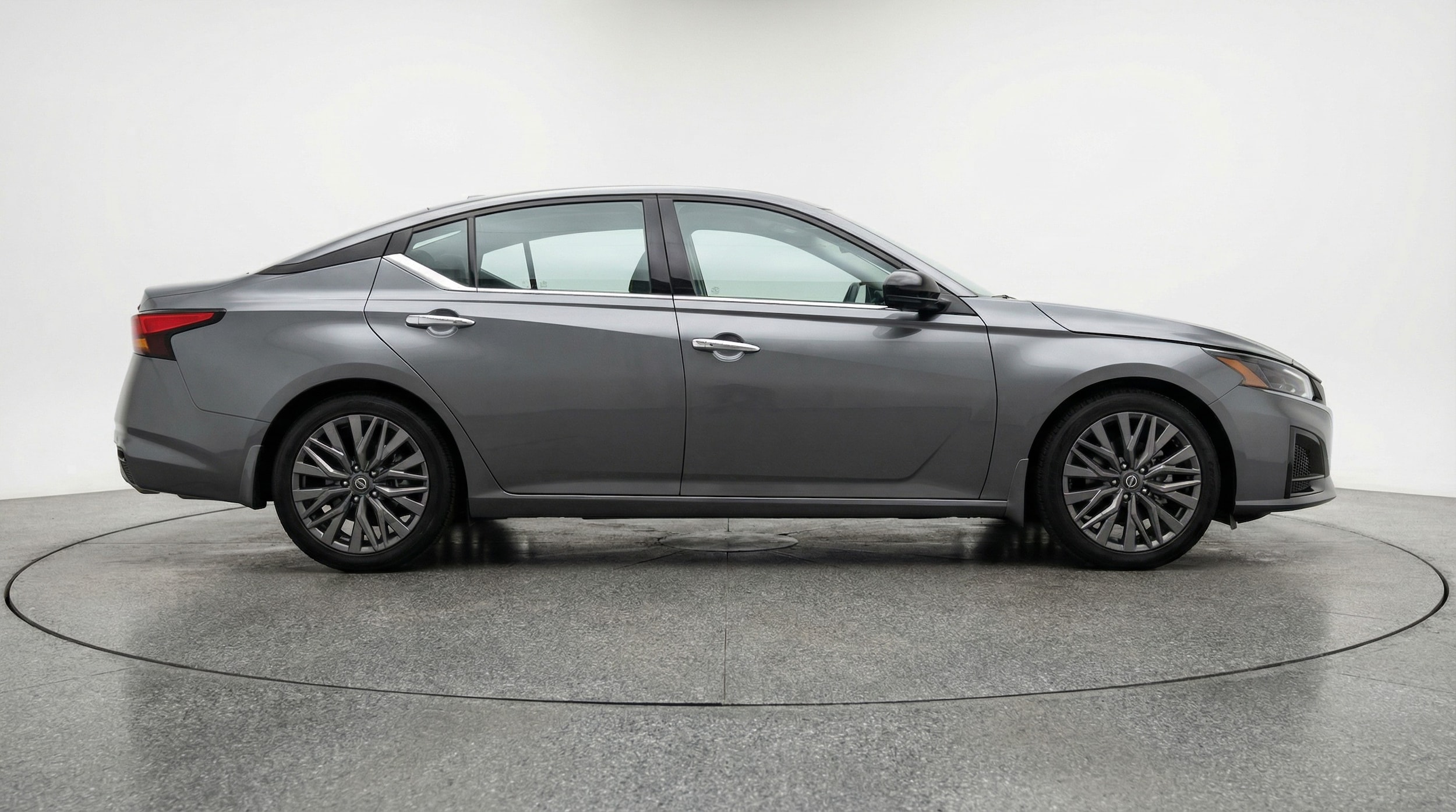 Thumbnail: 2025 Nissan Altima - 8