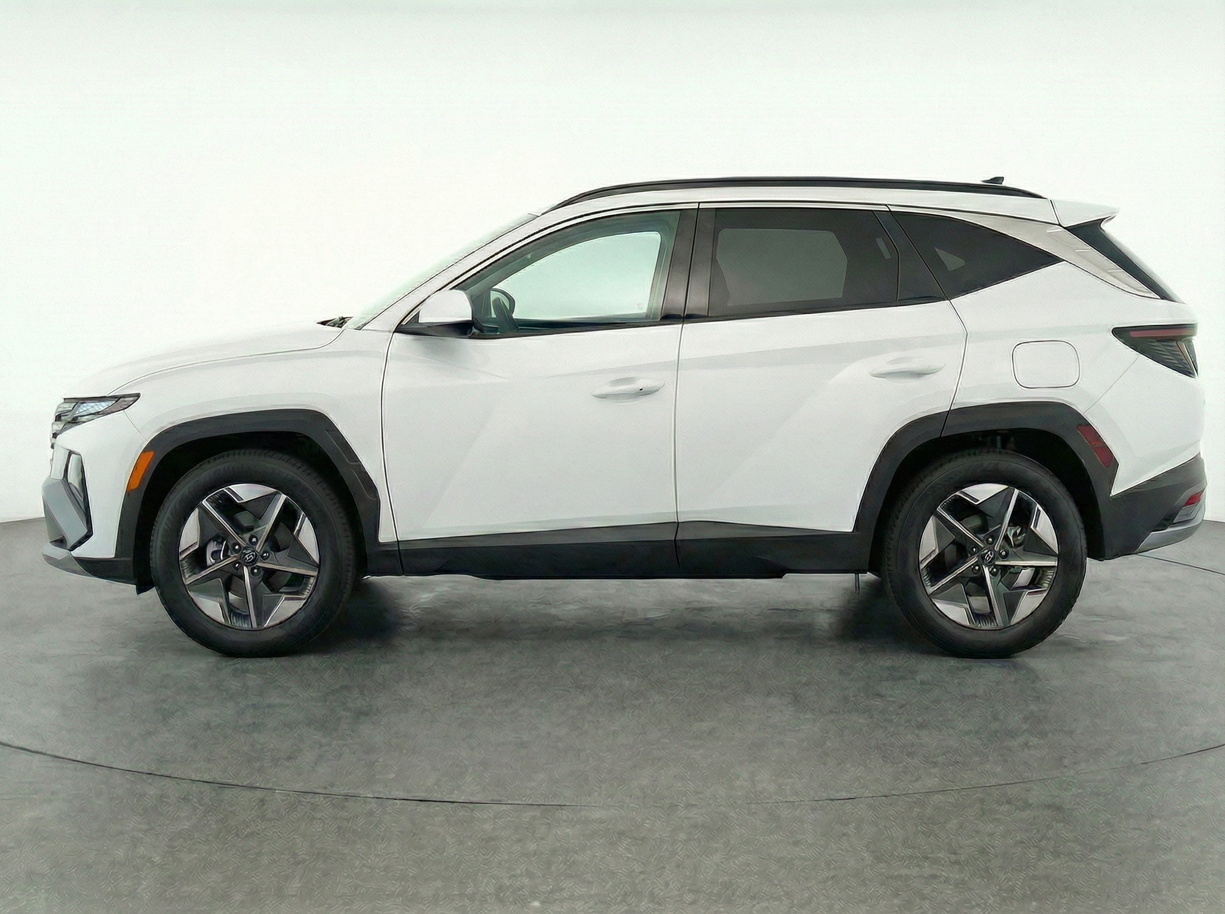 Thumbnail: 2025 Hyundai Tucson - 4