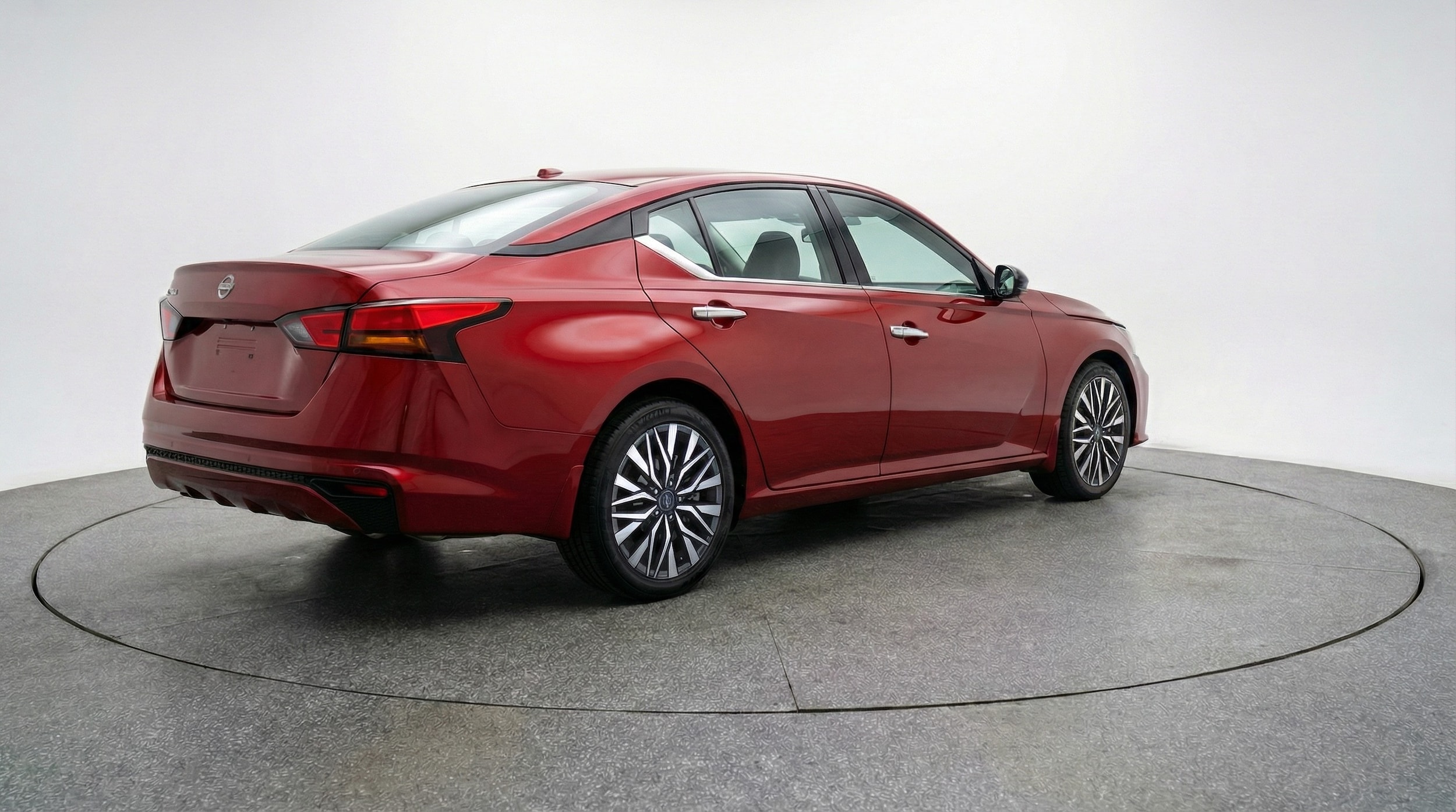 Thumbnail: 2025 Nissan Altima - 7