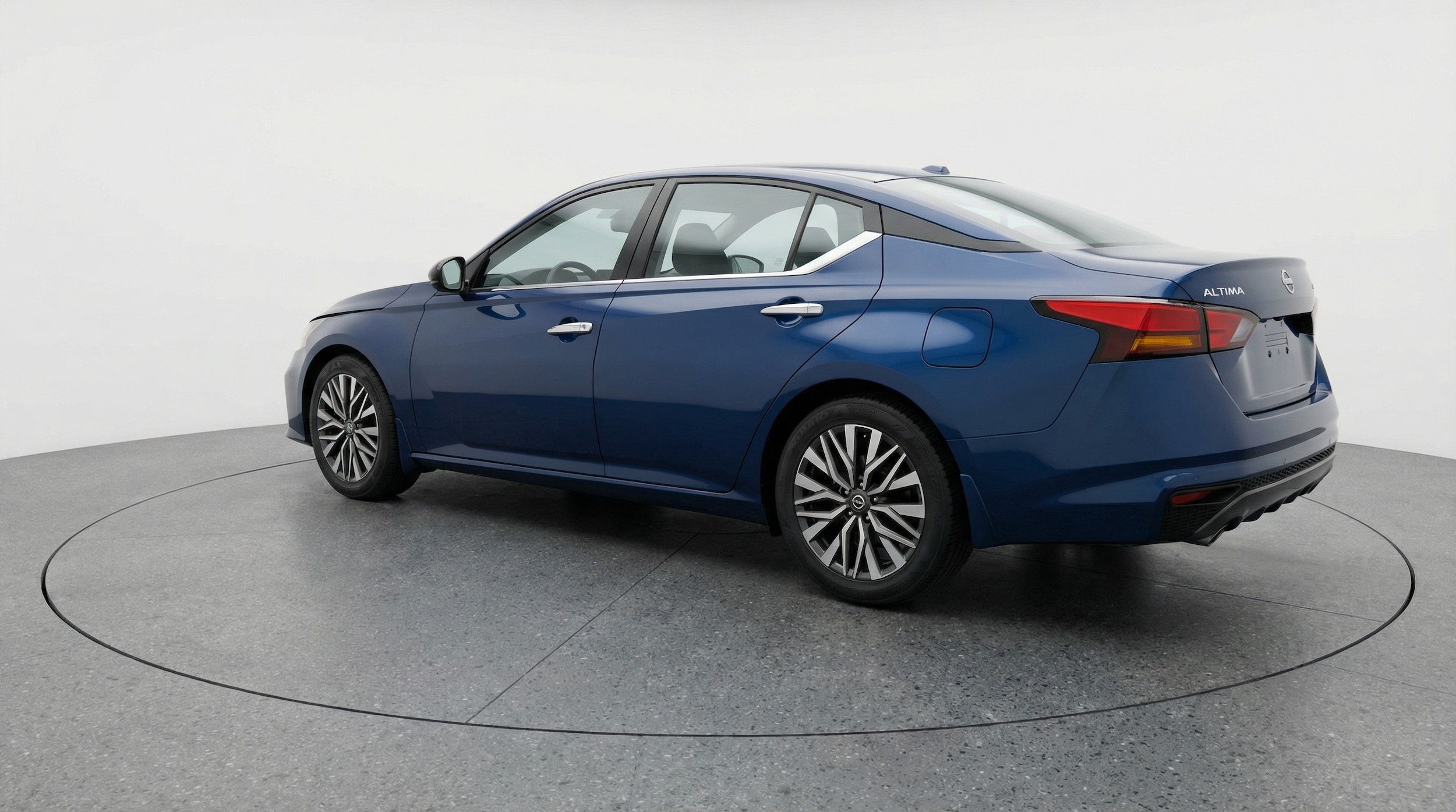 Thumbnail: 2025 Nissan Altima - 5