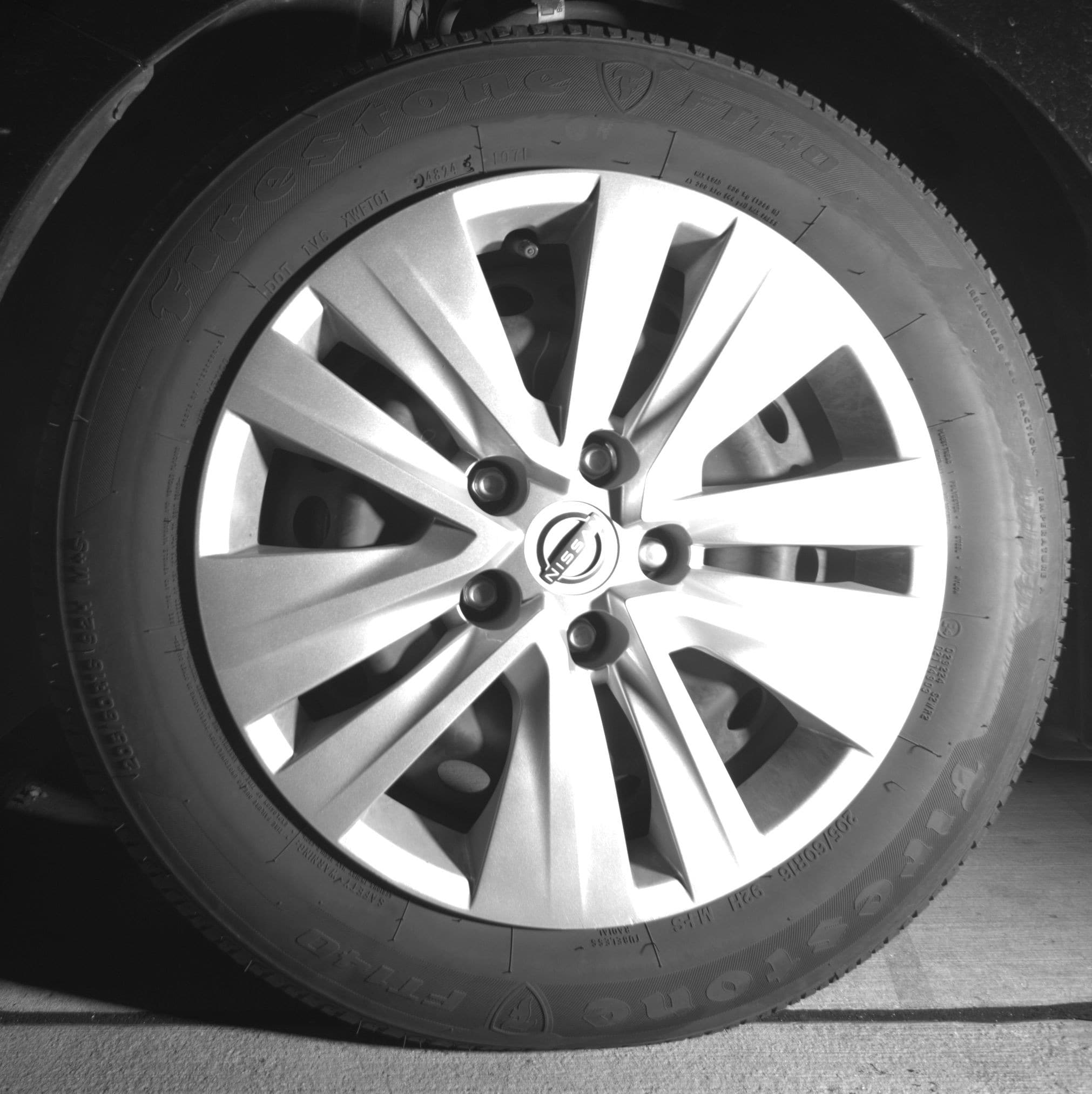 Thumbnail: 2025 Nissan Sentra - 9